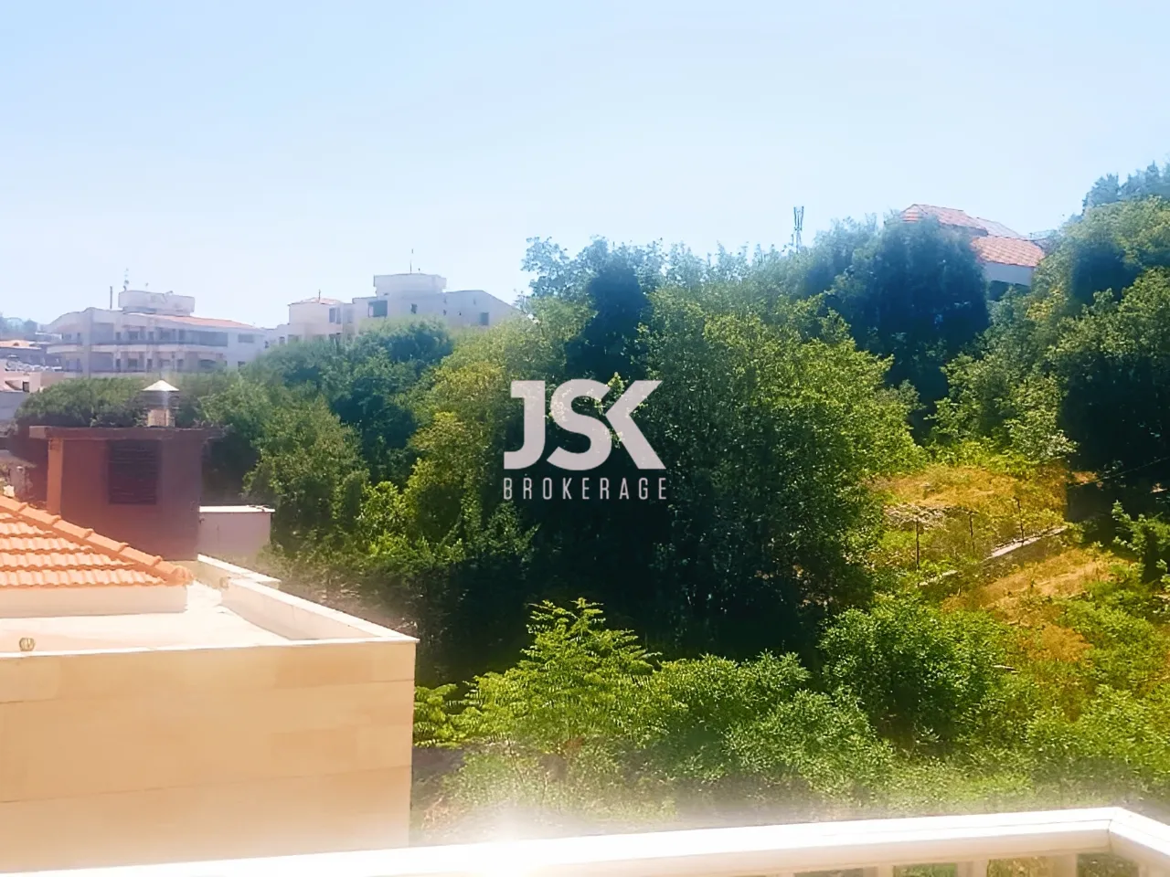 Apartment for Sale in Ajaltoun