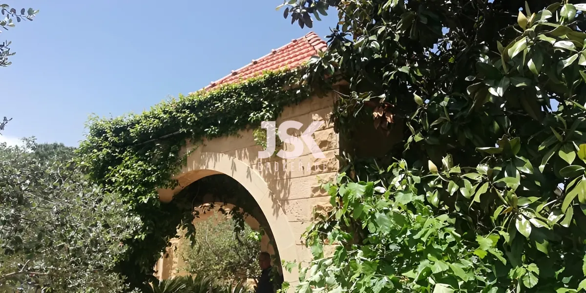 Villa for Sale in Qornet El Hamra, Lebanon