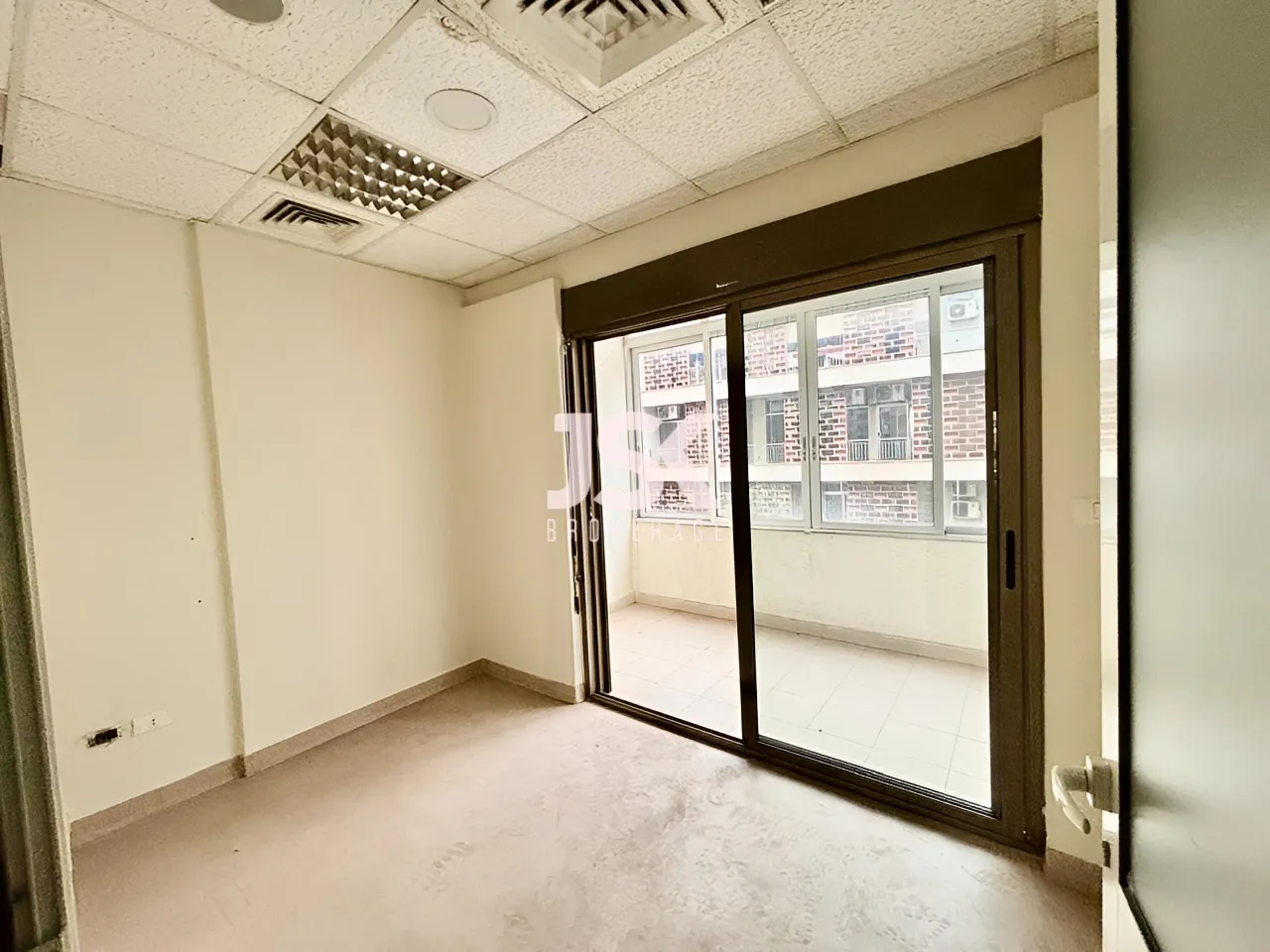 Office for Rent in Badaro
