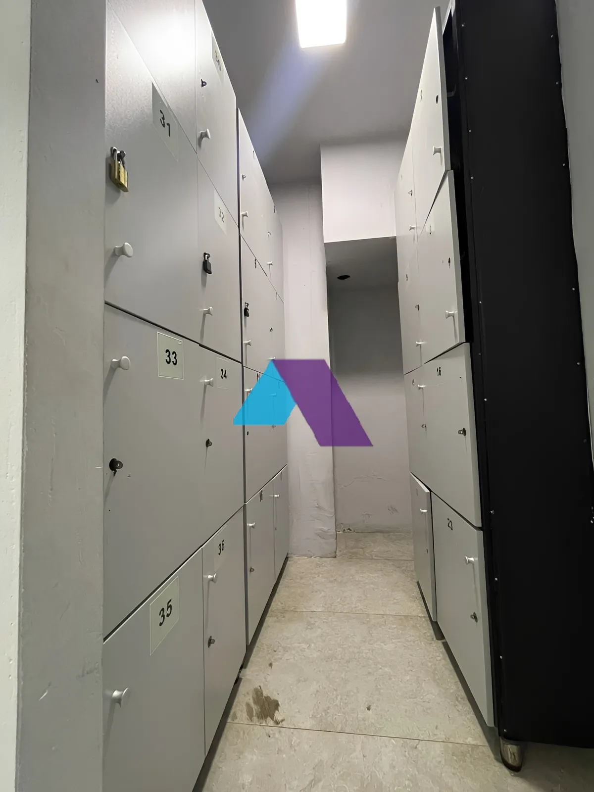 Showroom for Sale in Achrafieh
