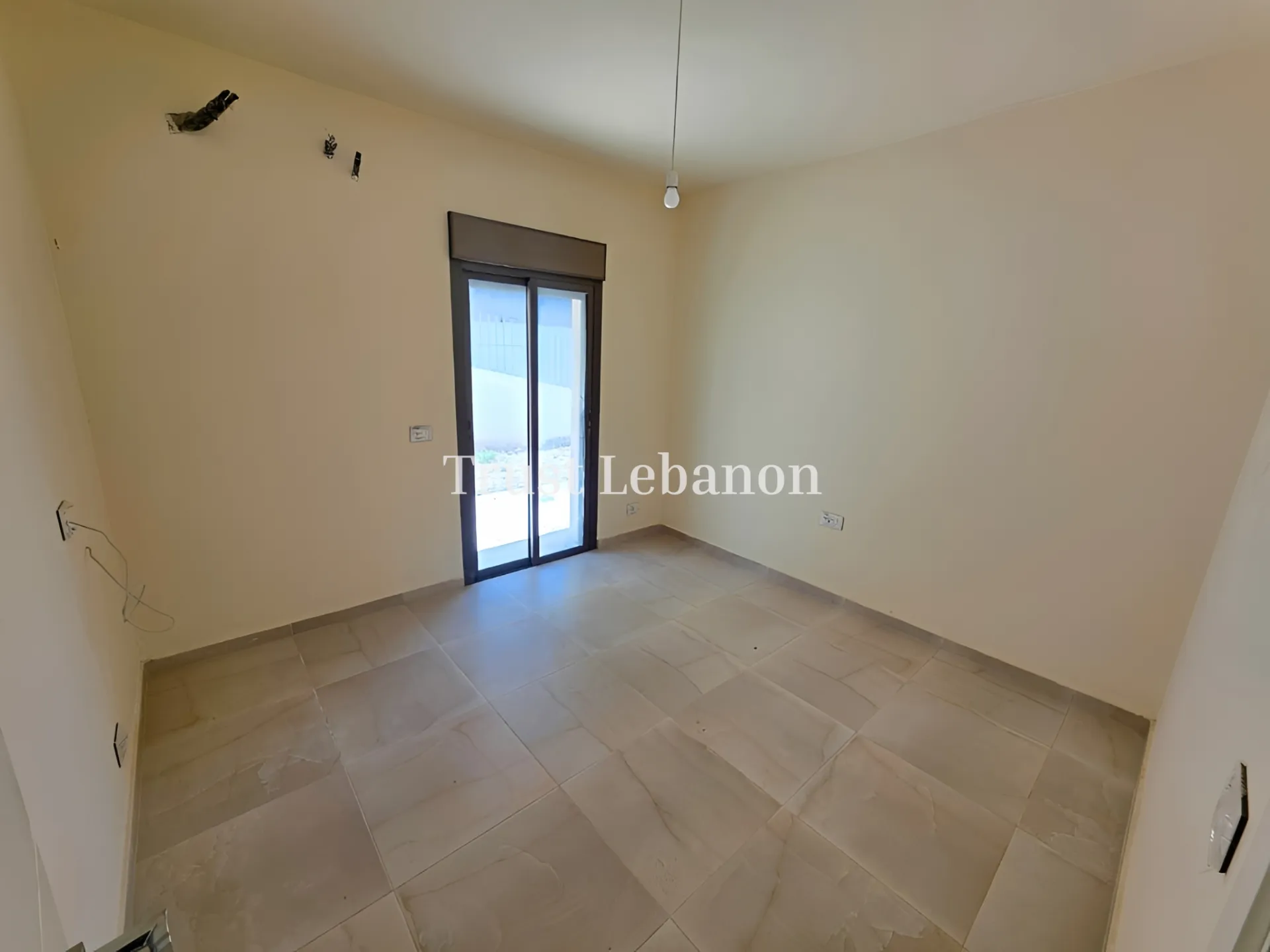 Apartment for sale in Ballouneh, Lebanon