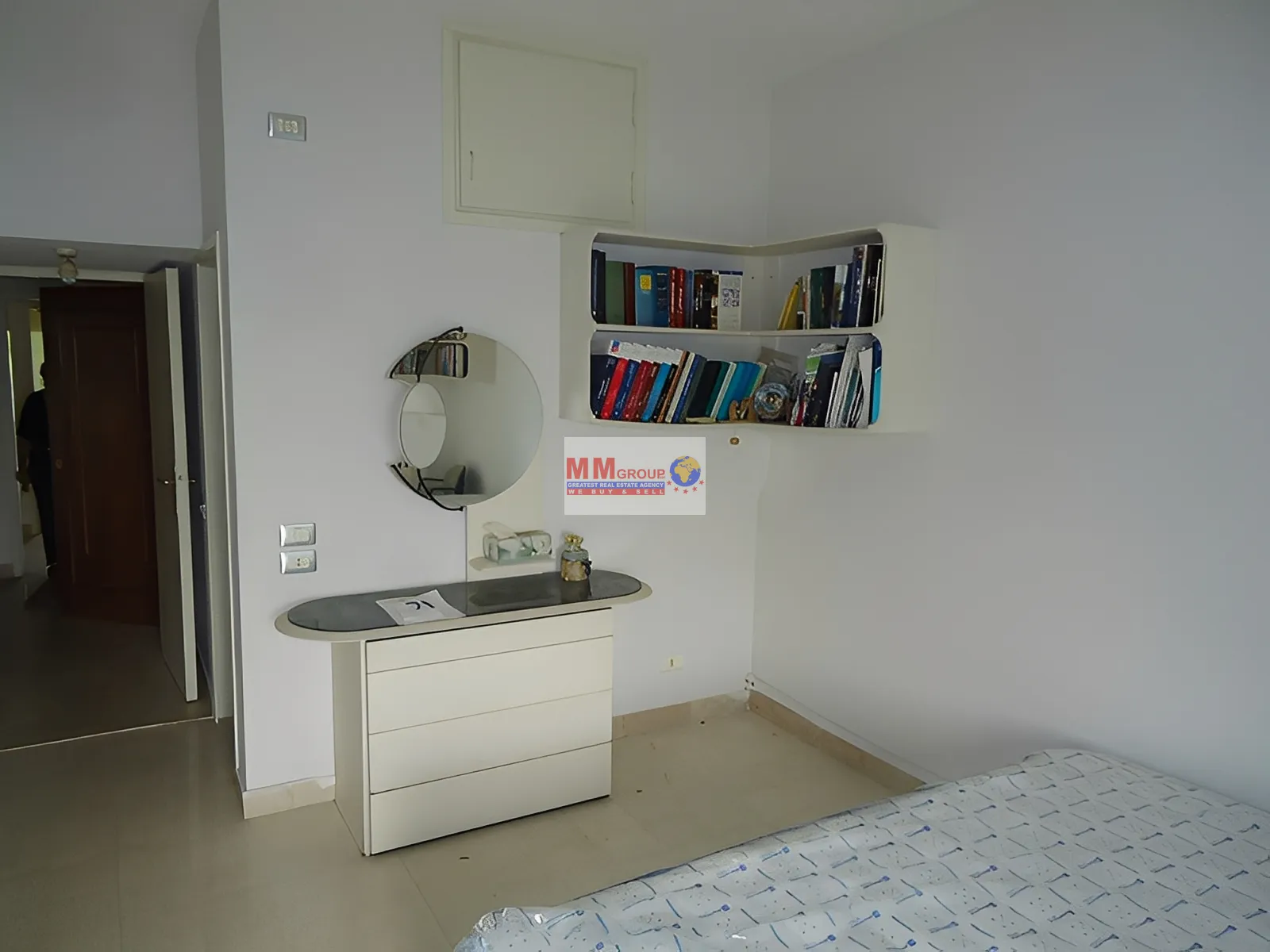 Apartment for Sale in Ain Saade
