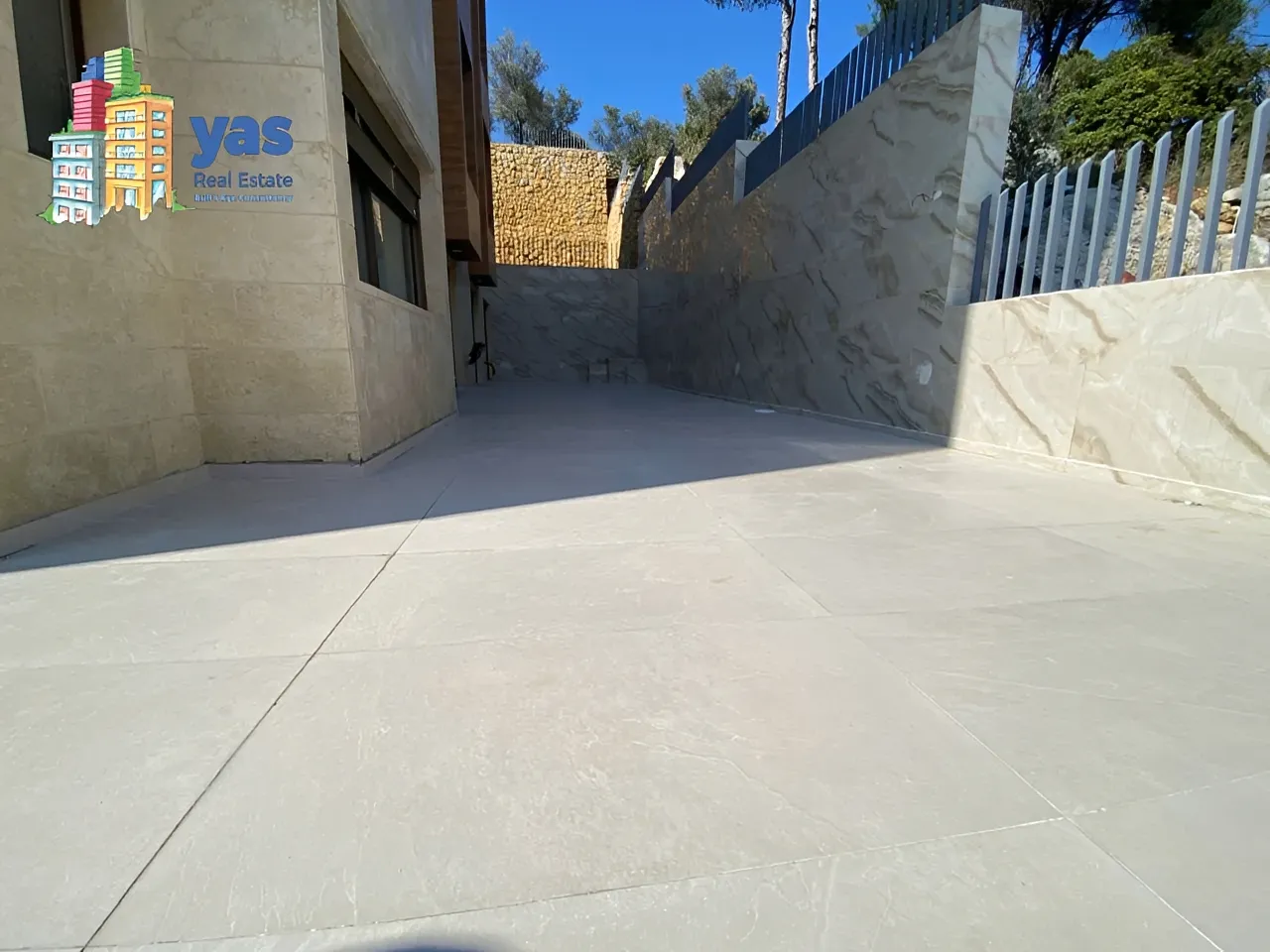 Apartment for Sale in Baabdat - 4 bed, 4 bath