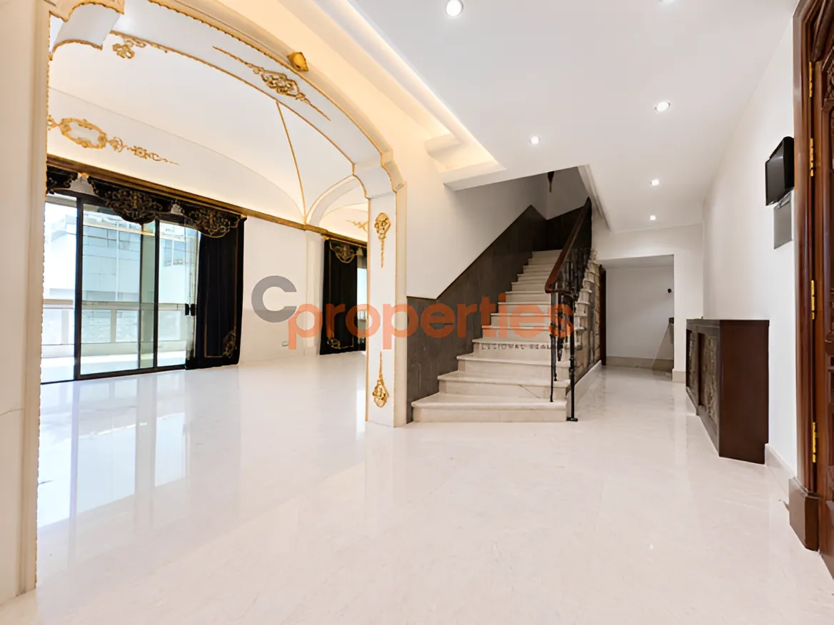 Apartment for Sale in Jnah - 4 bed, 7 bath