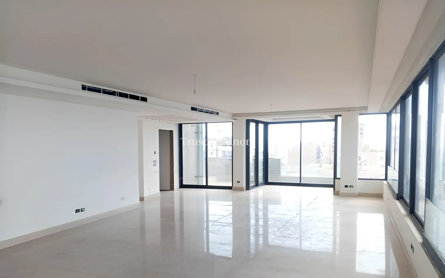 Apartment for rent in Hamra, Beirut, Lebanon