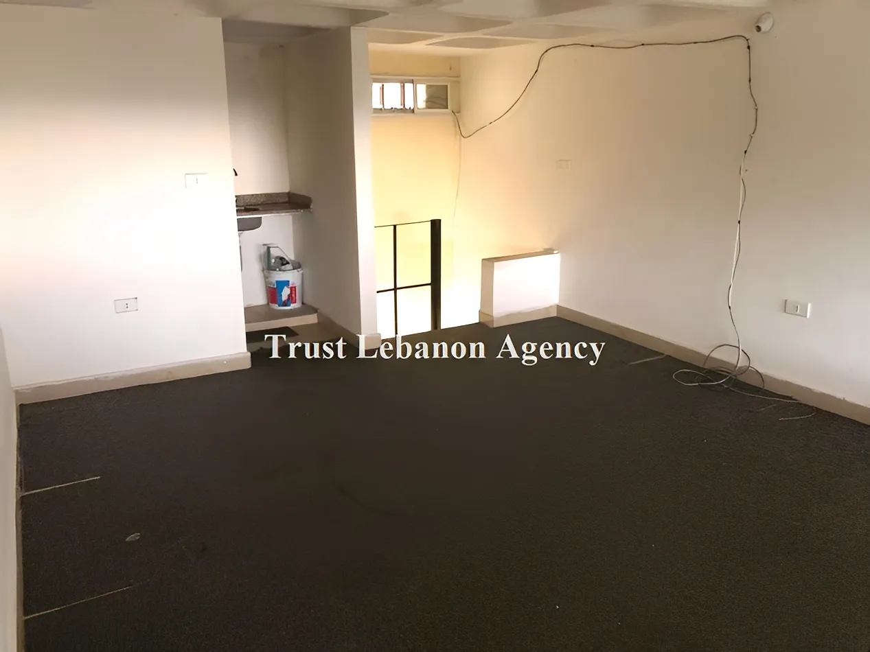 Shop for rent in Keserwan, Ajaltoun