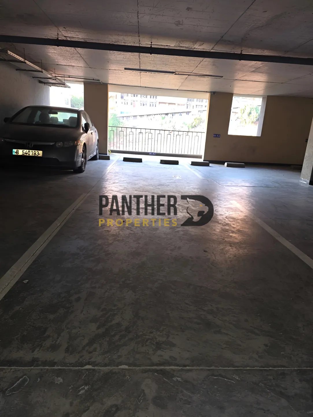 Studio for sale in Mar Takla