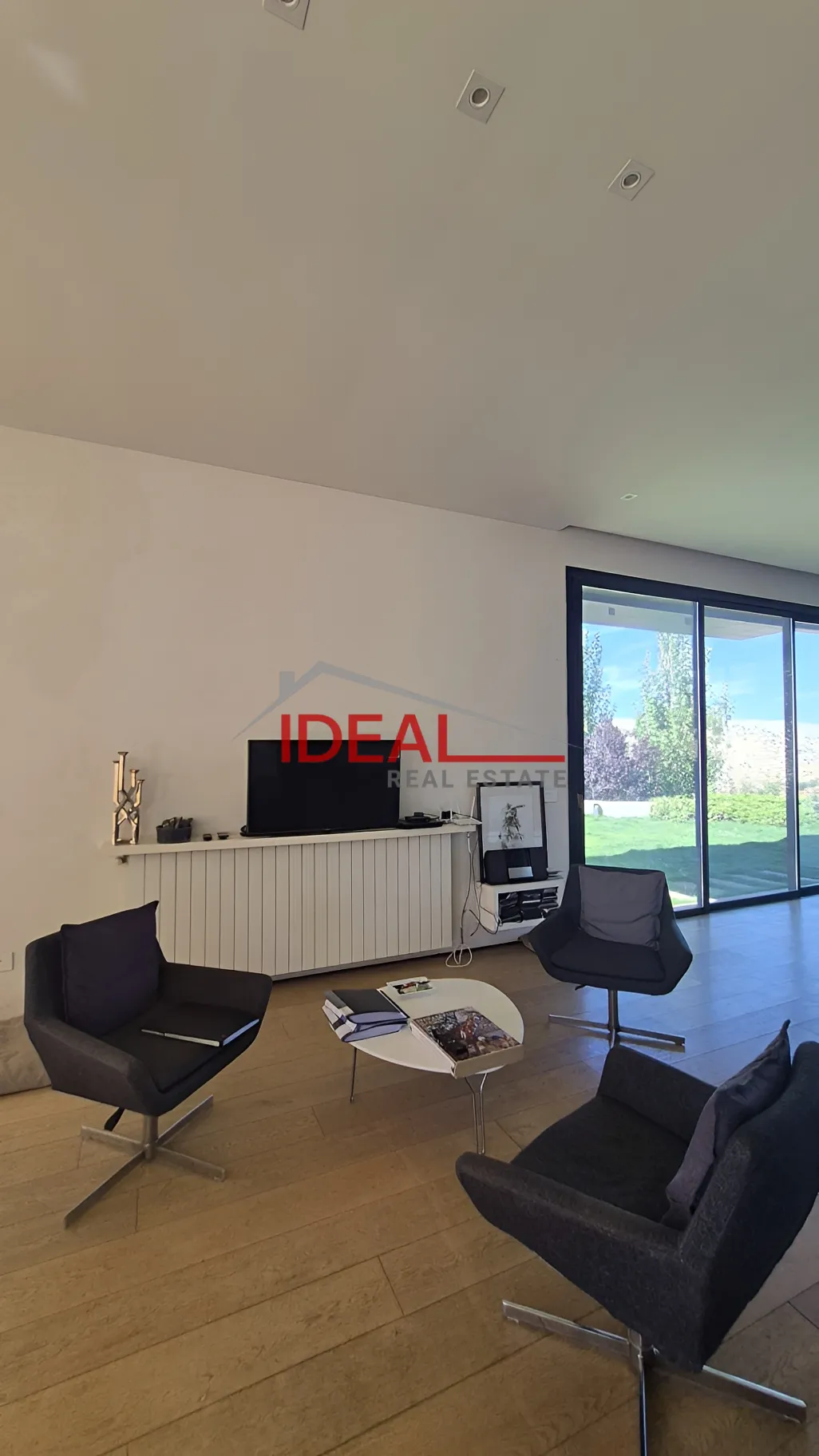 Villa for sale in Faqra
