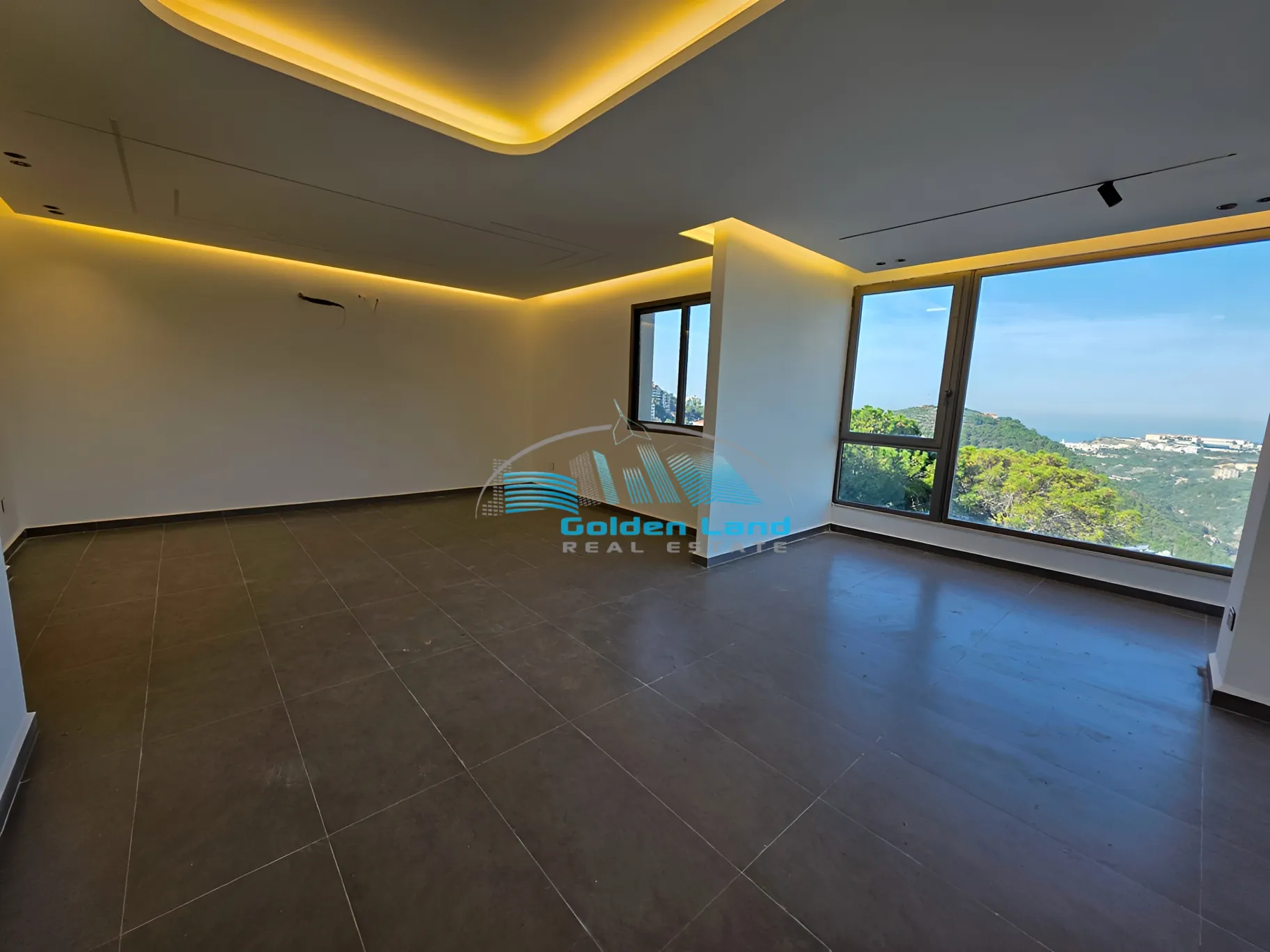 Apartment for sale in Zikrit, Lebanon - 3 bed, 3 bath