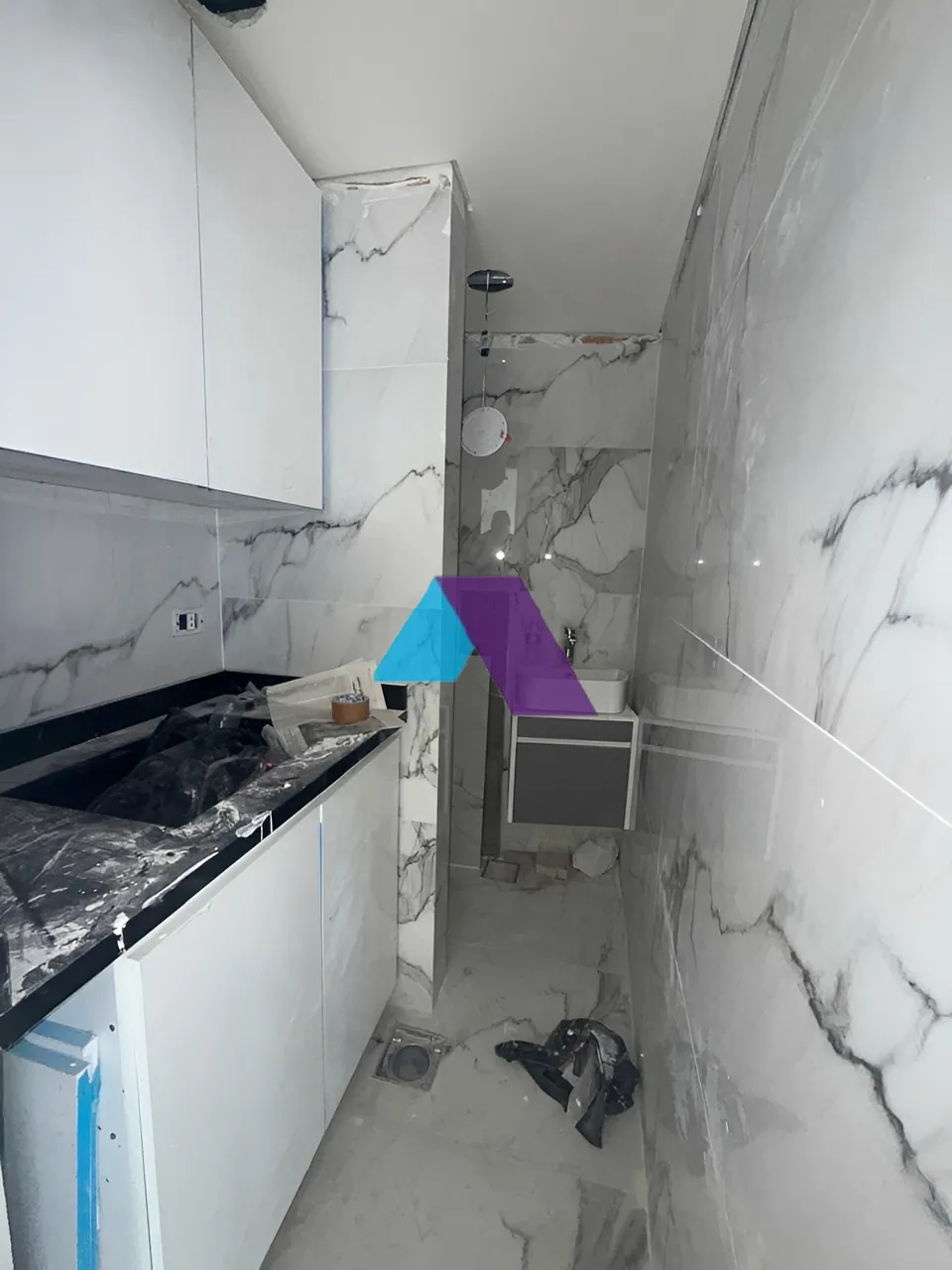 Office for Sale in Mazra'a