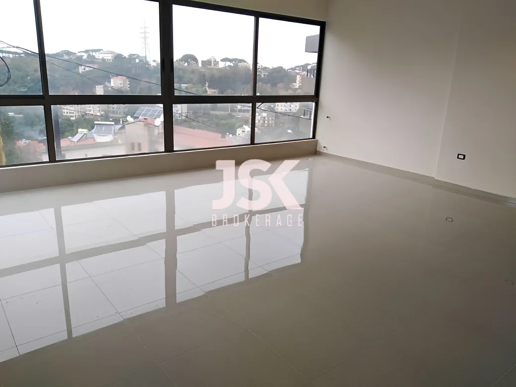 Apartment for Sale in Aatchane, Lebanon - 3 bed, 3 bath