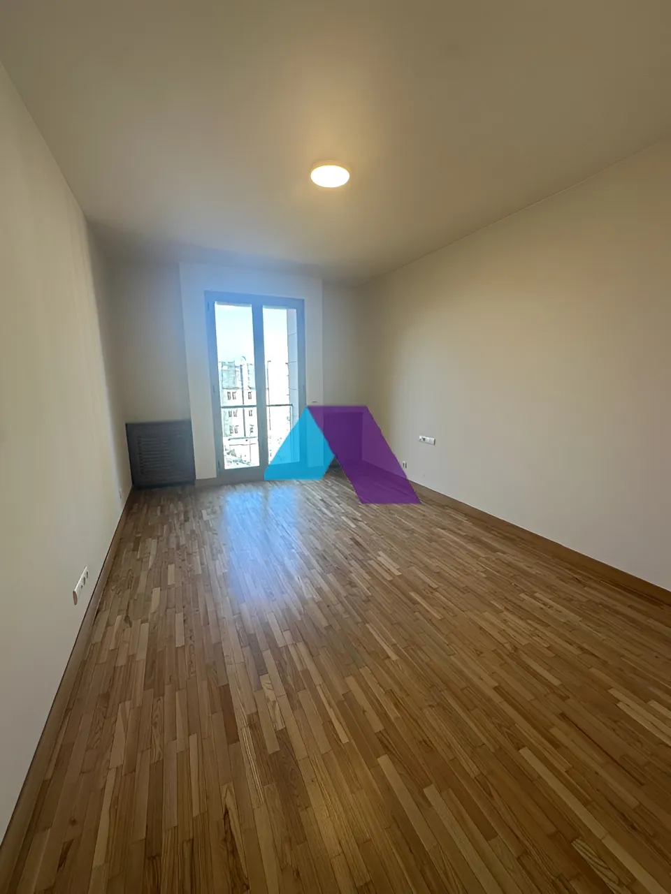 Apartment for Sale in Saifi Village