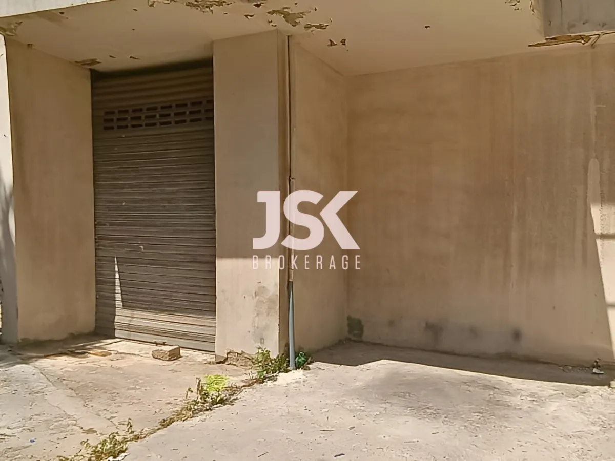 Warehouse for sale in Zouk Mikael