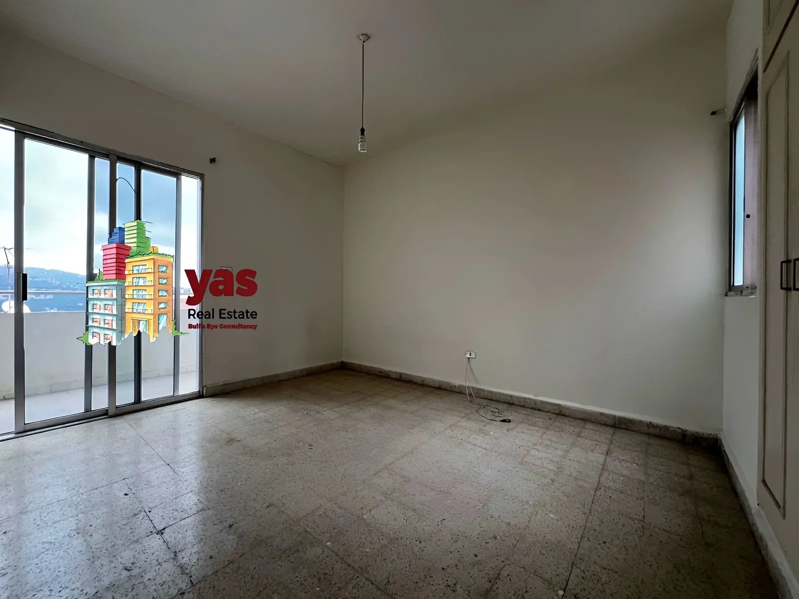 Apartment for Rent in Ballouneh - 3 bed, 2 bath