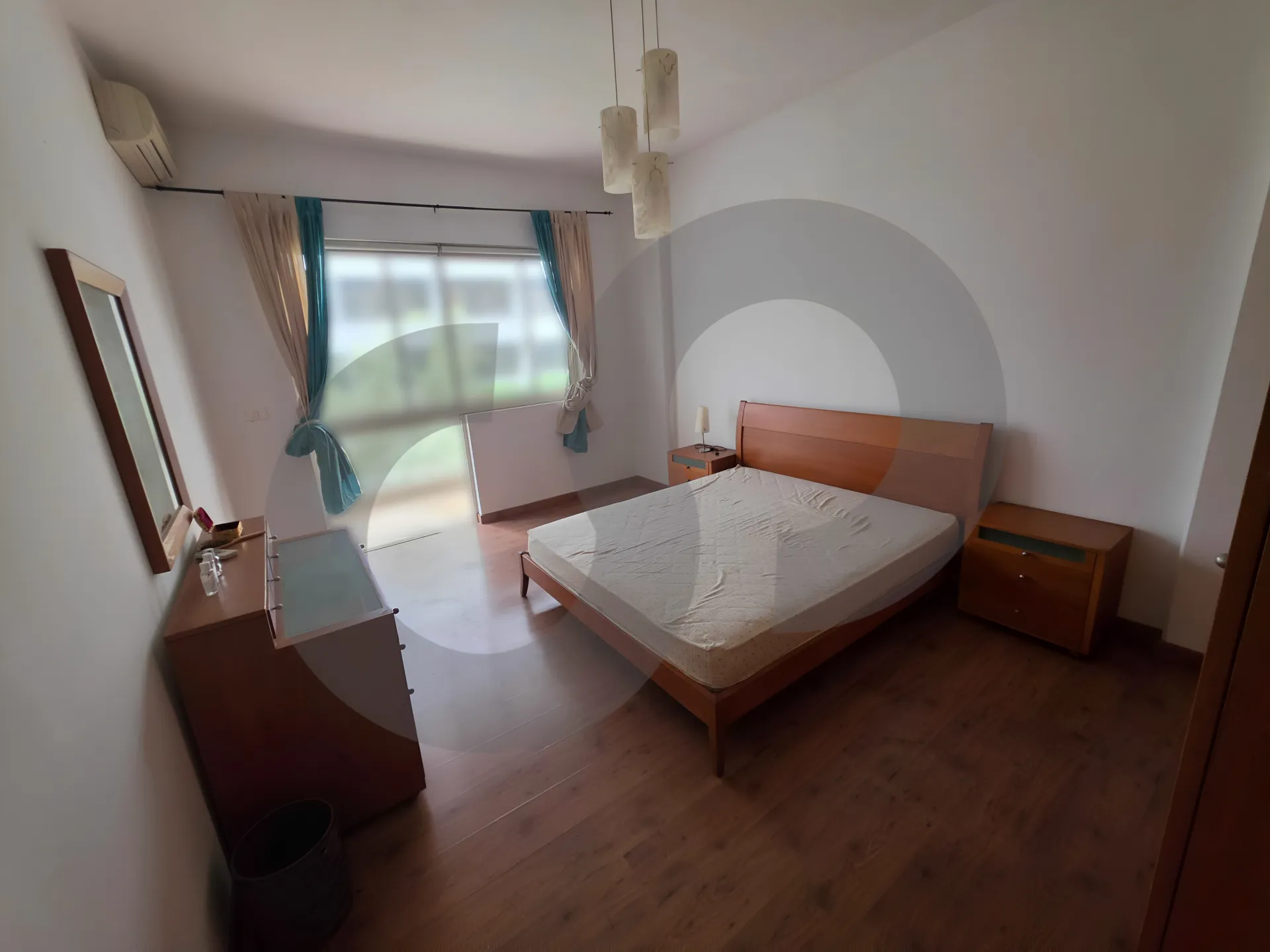 Building for Sale in Kraytem
