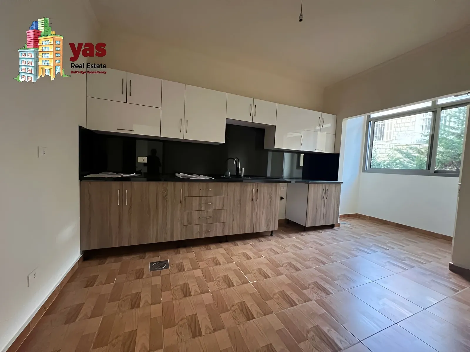 Apartment for Rent in Haret Sakhr