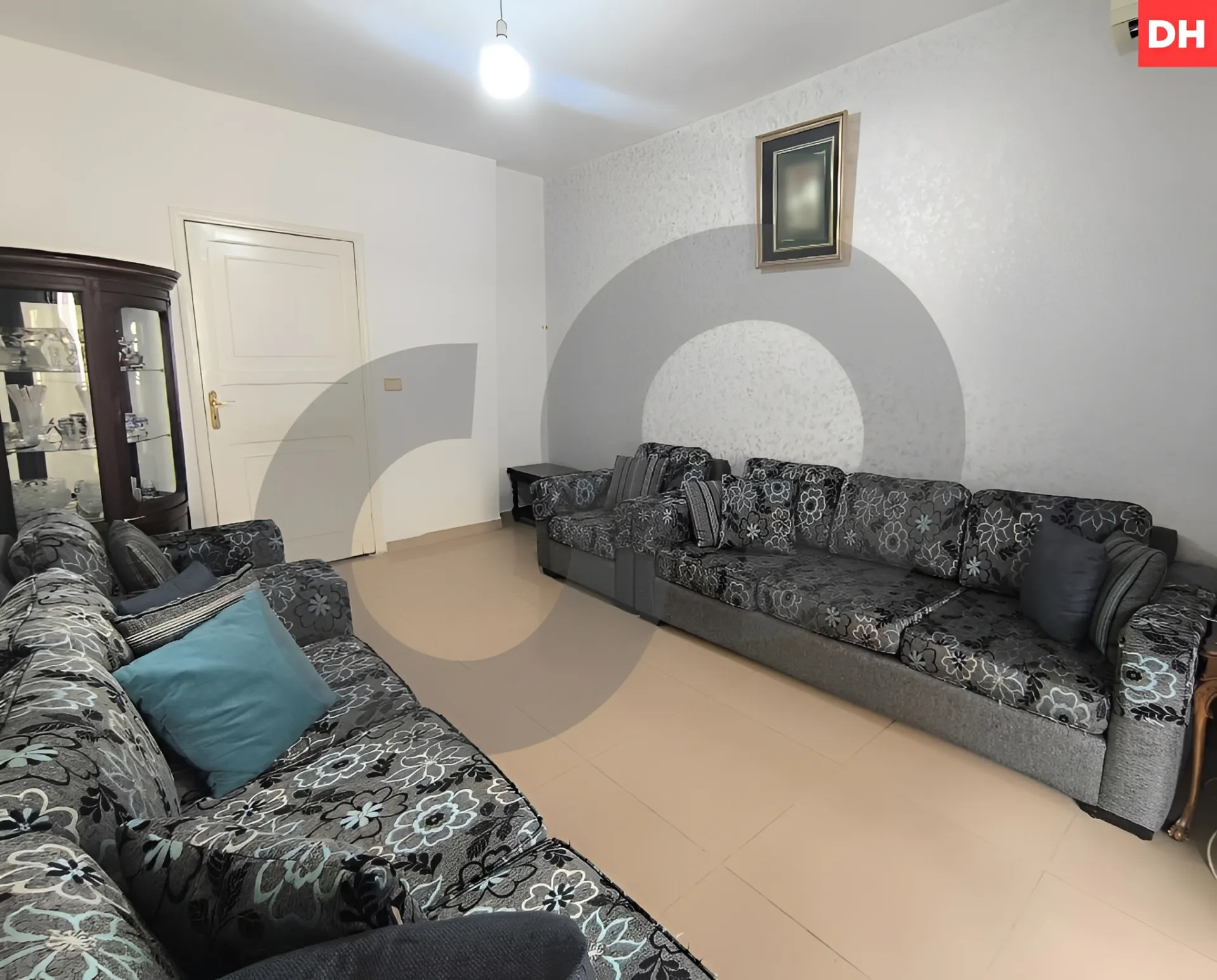 Apartment for Sale in Zokak el Blat, Beirut - 2 bed, 2 bath