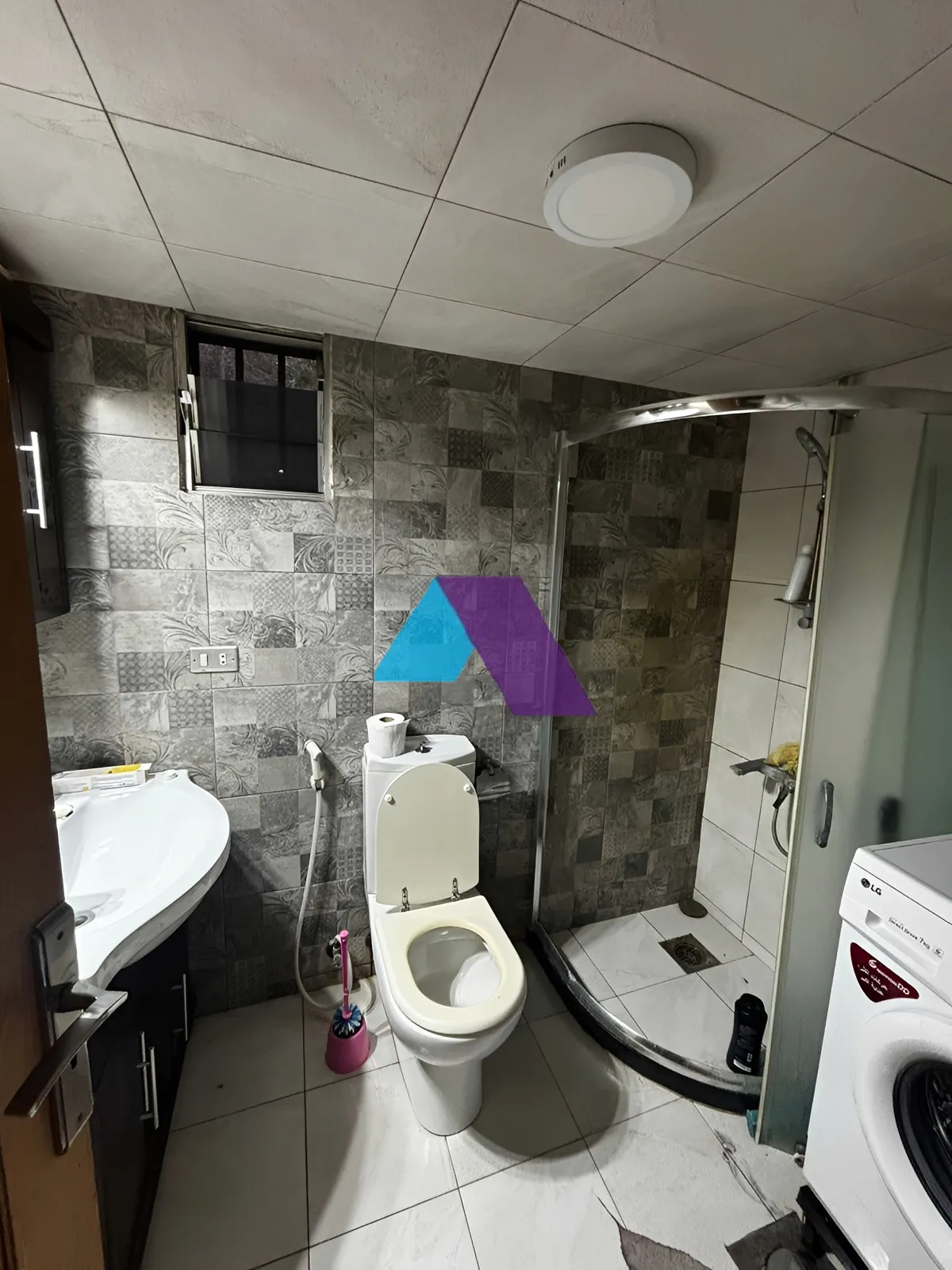 Apartment for Sale in Chouaifet El Aamroussieh - 2 bed, 2 bath