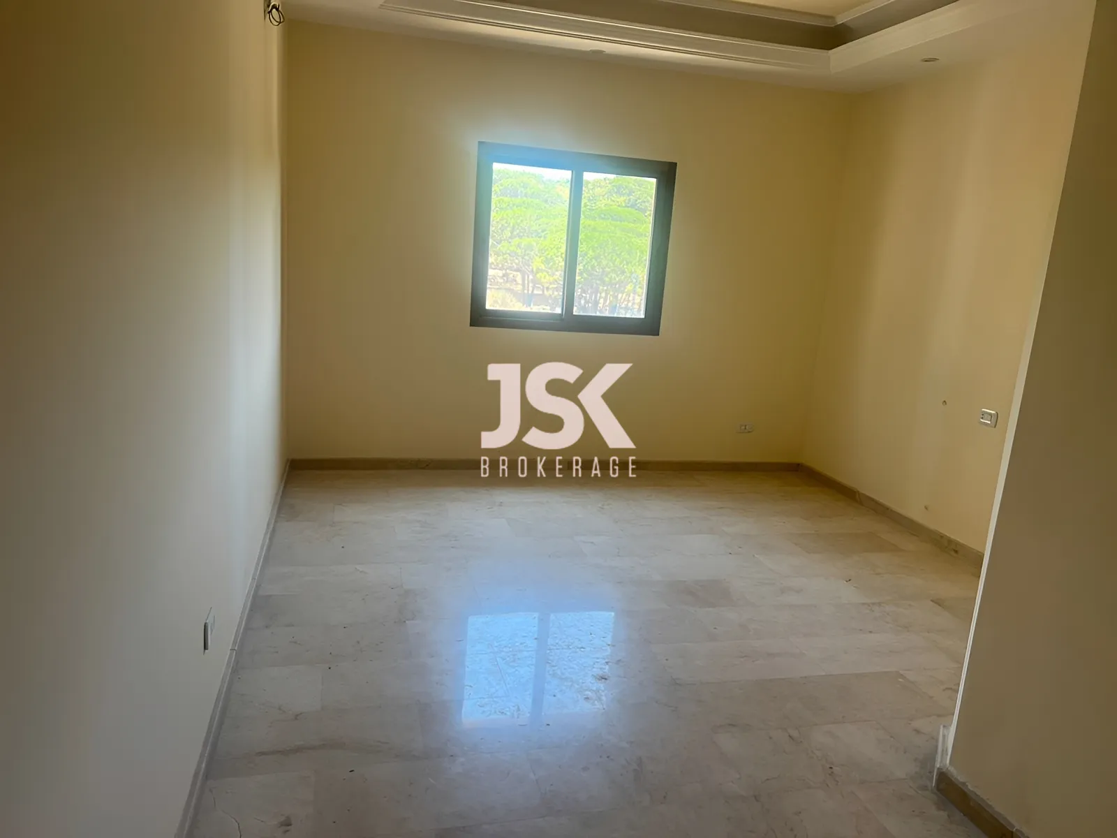 Apartment for Sale in Aley - 3 bed, 3 bath