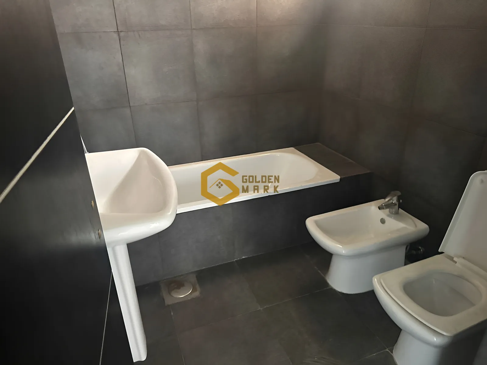 Apartment for Sale in Bqennaya