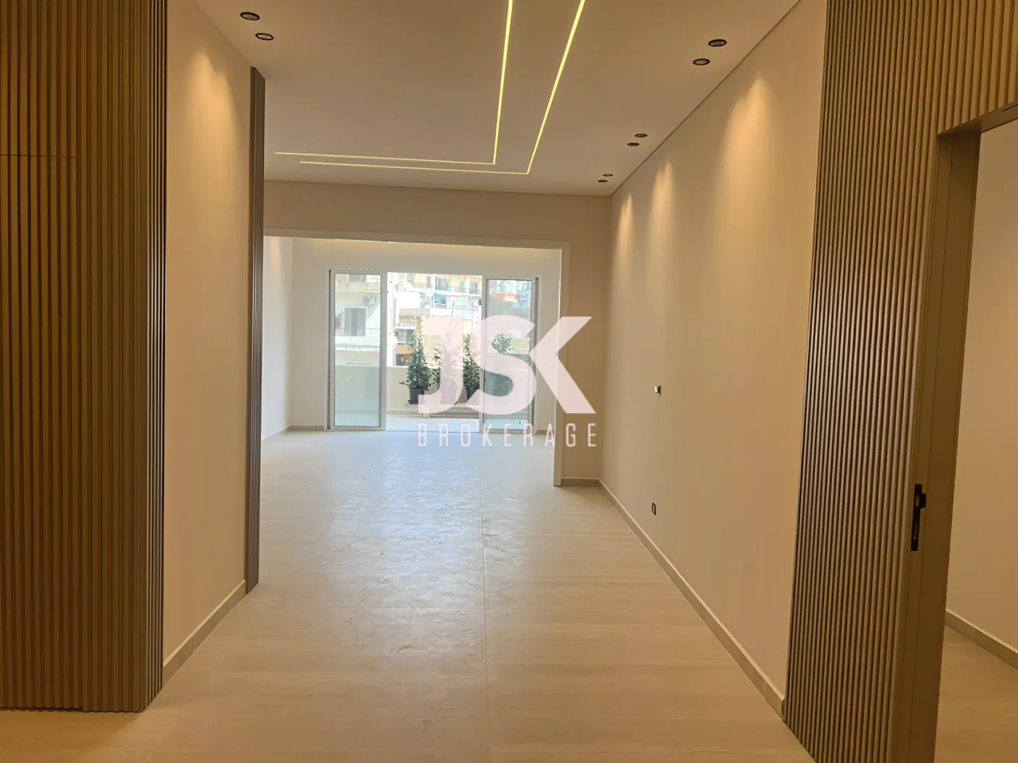 Apartment for sale in Forn El Chebbak, Lebanon - 3 bed, 3 bath