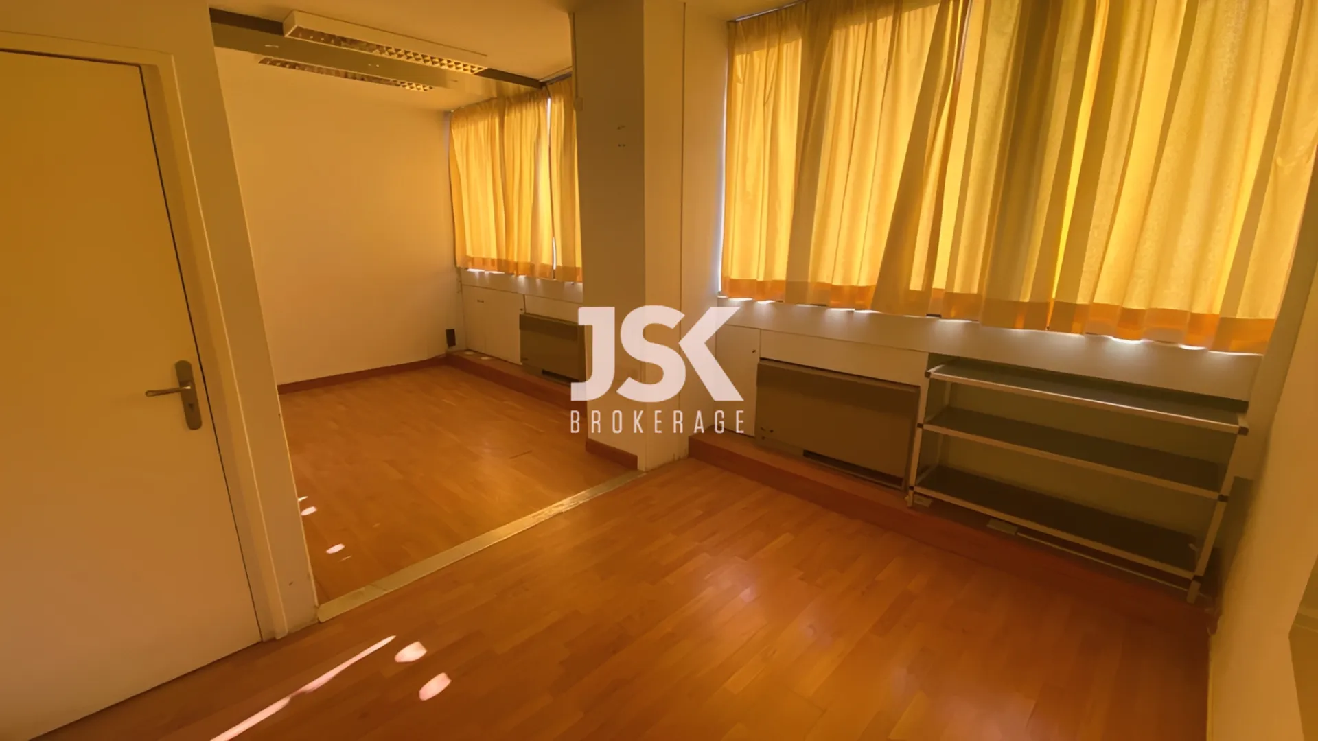 Office for rent in Antelias