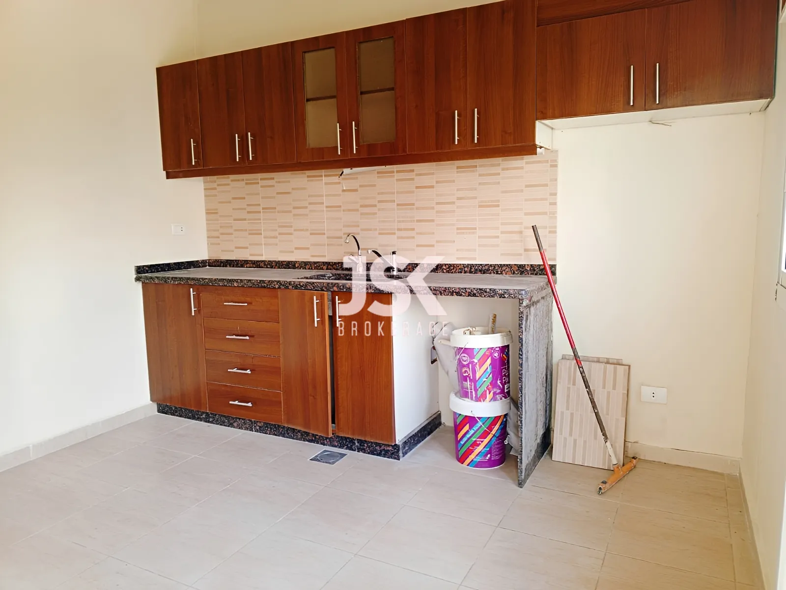 Apartment for Sale in Edde