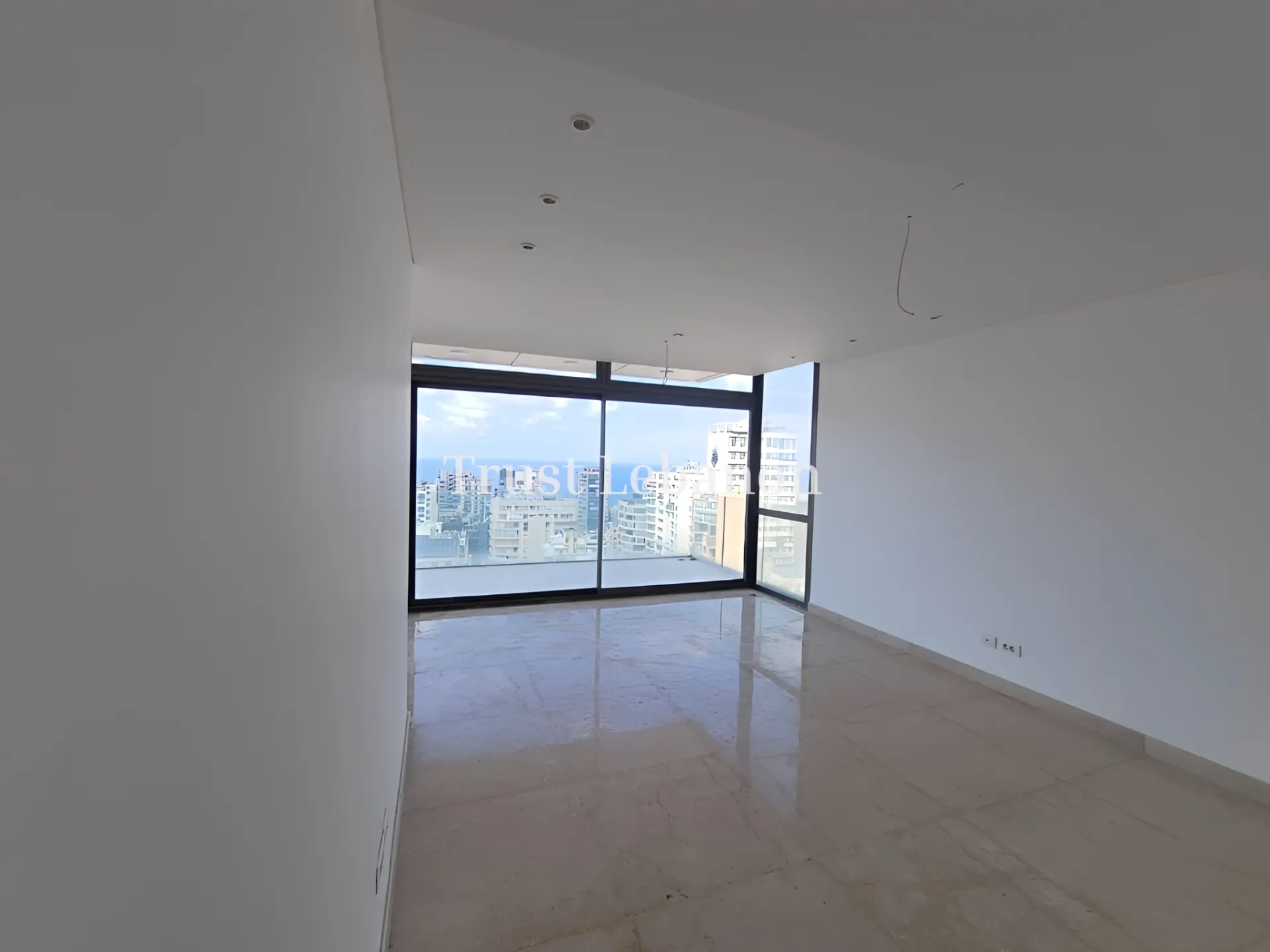 Apartment for rent in Hamra