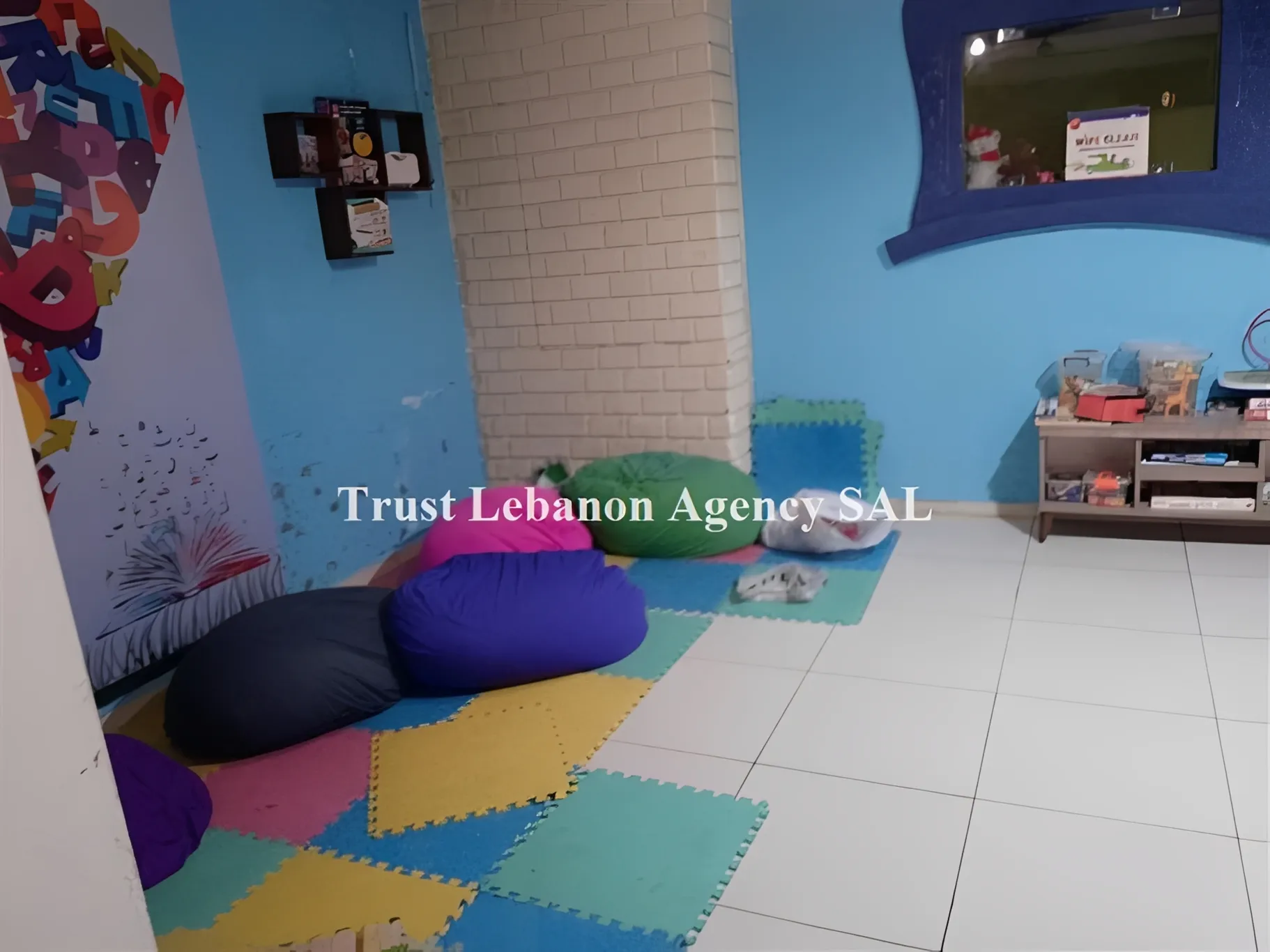 Commercial Property For Rent in Beirut, Bir Hasan