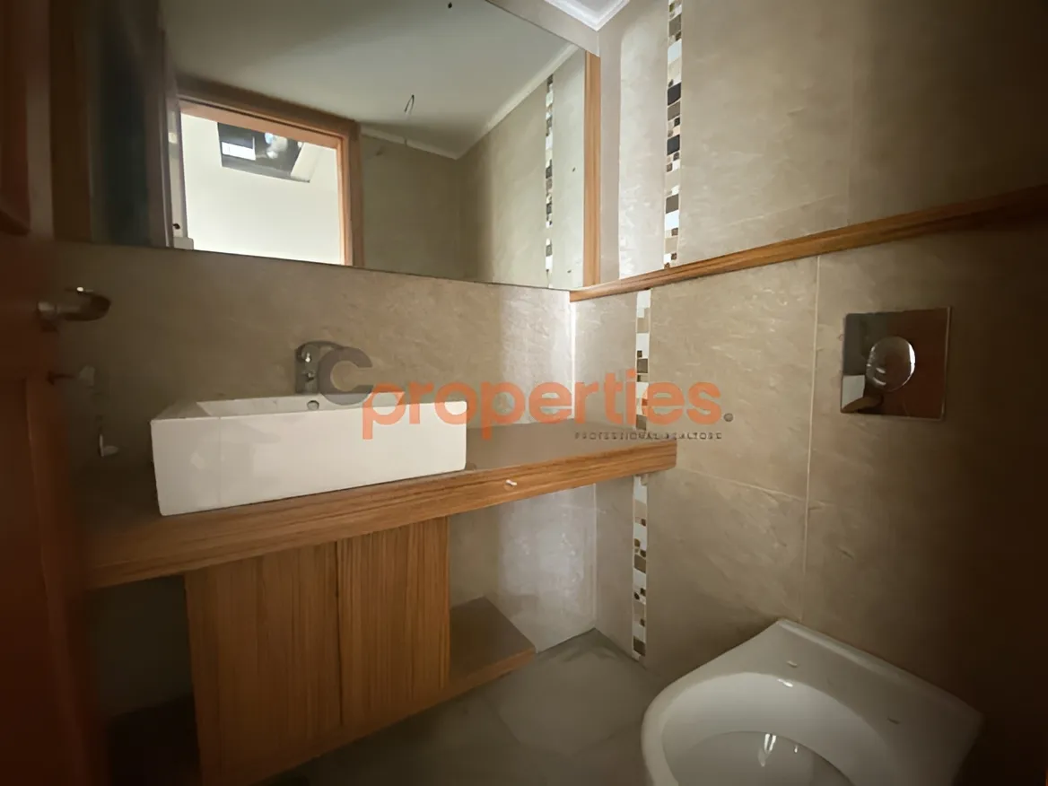 Apartment for Rent in Zalqa - 3 bed, 4 bath