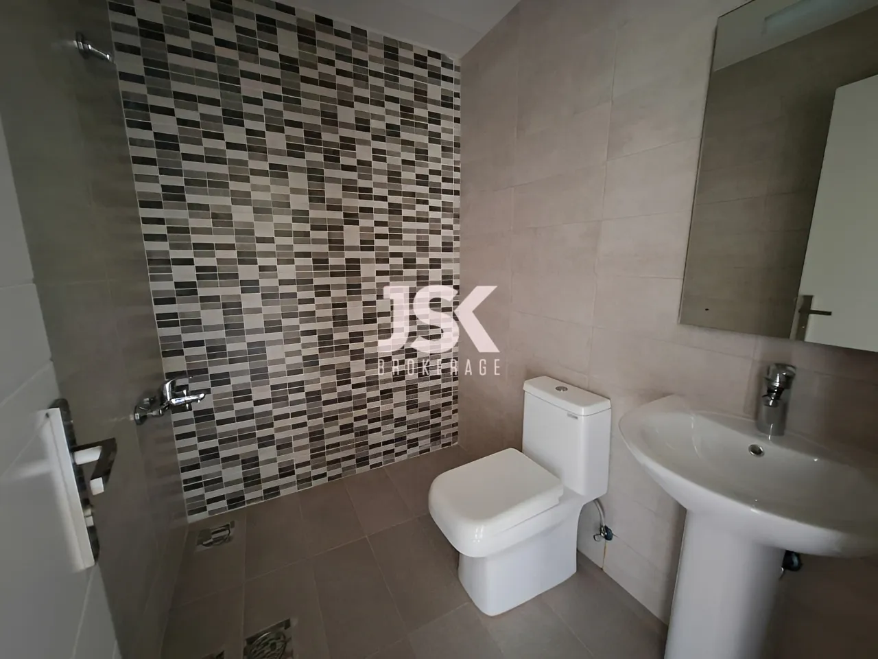 Duplex for Sale in Halat