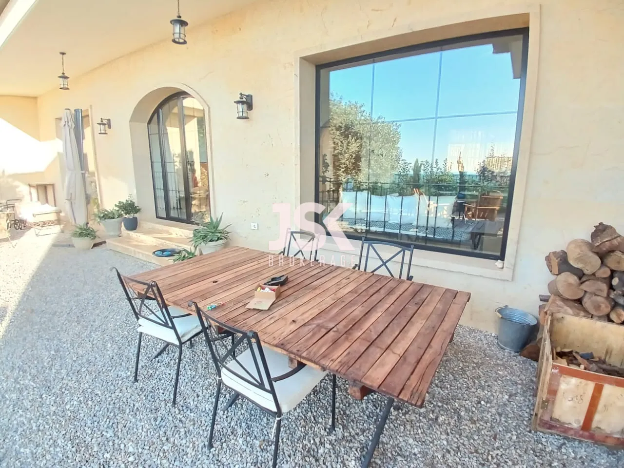 Villa for Sale in Roumieh
