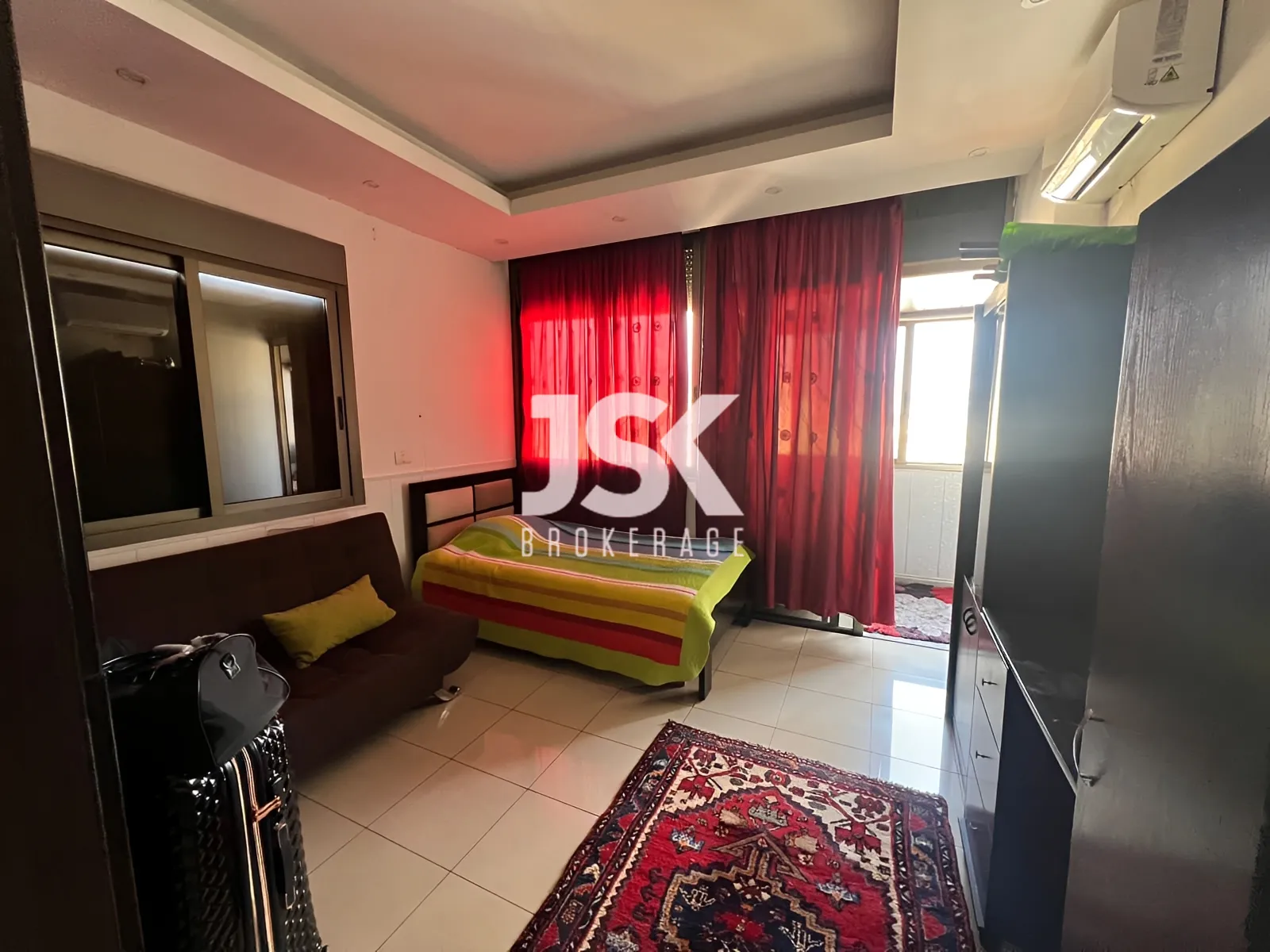 Apartment for Sale in Forn El Chebbak