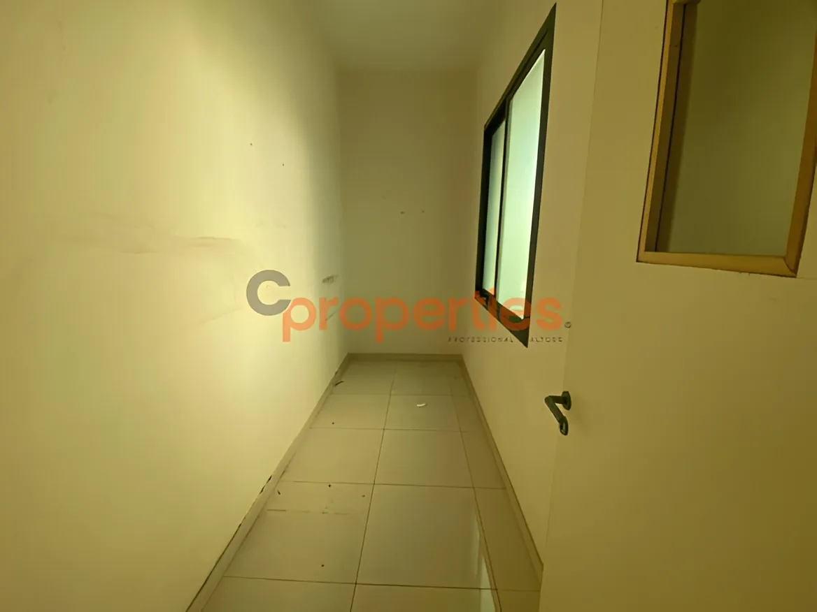 Office for Rent in Zalqa