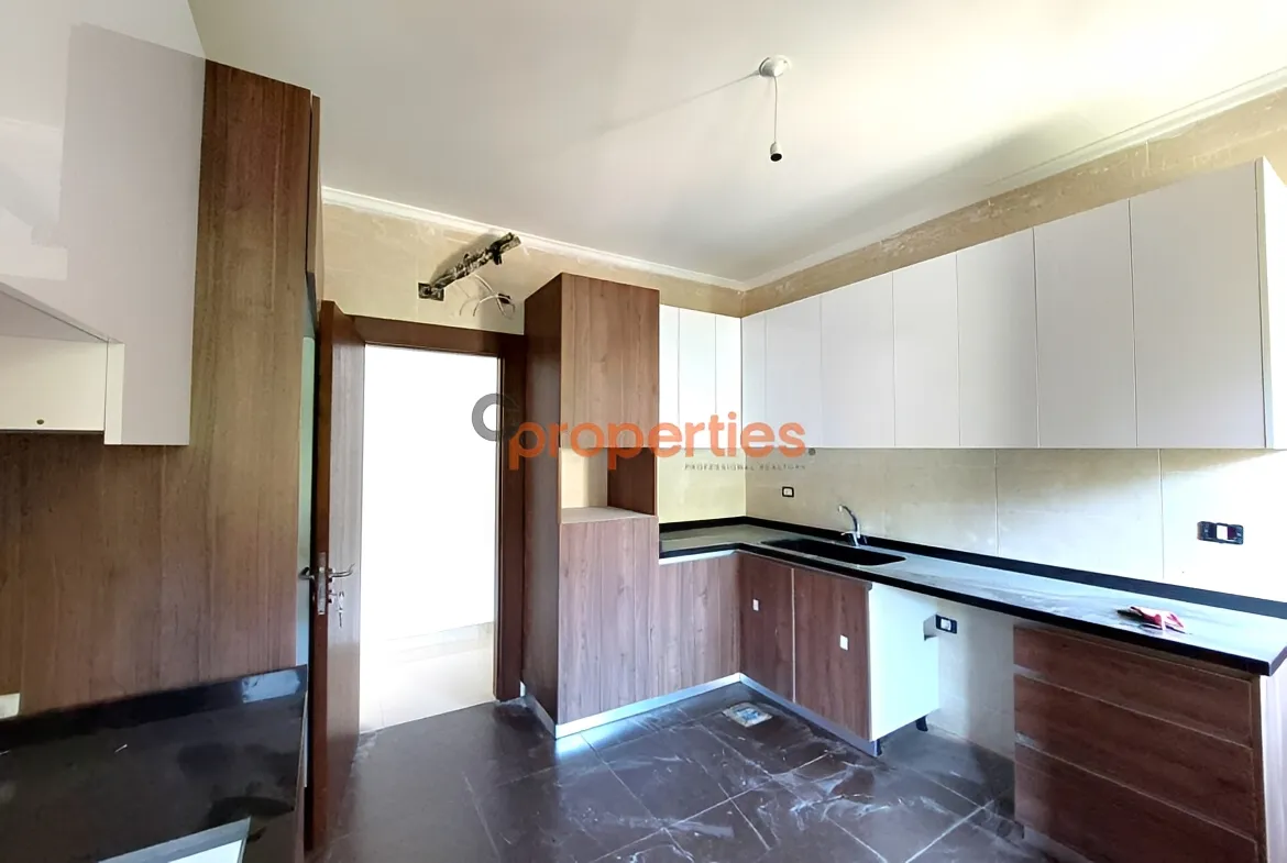 Apartment for Sale in Jouret El Ballout