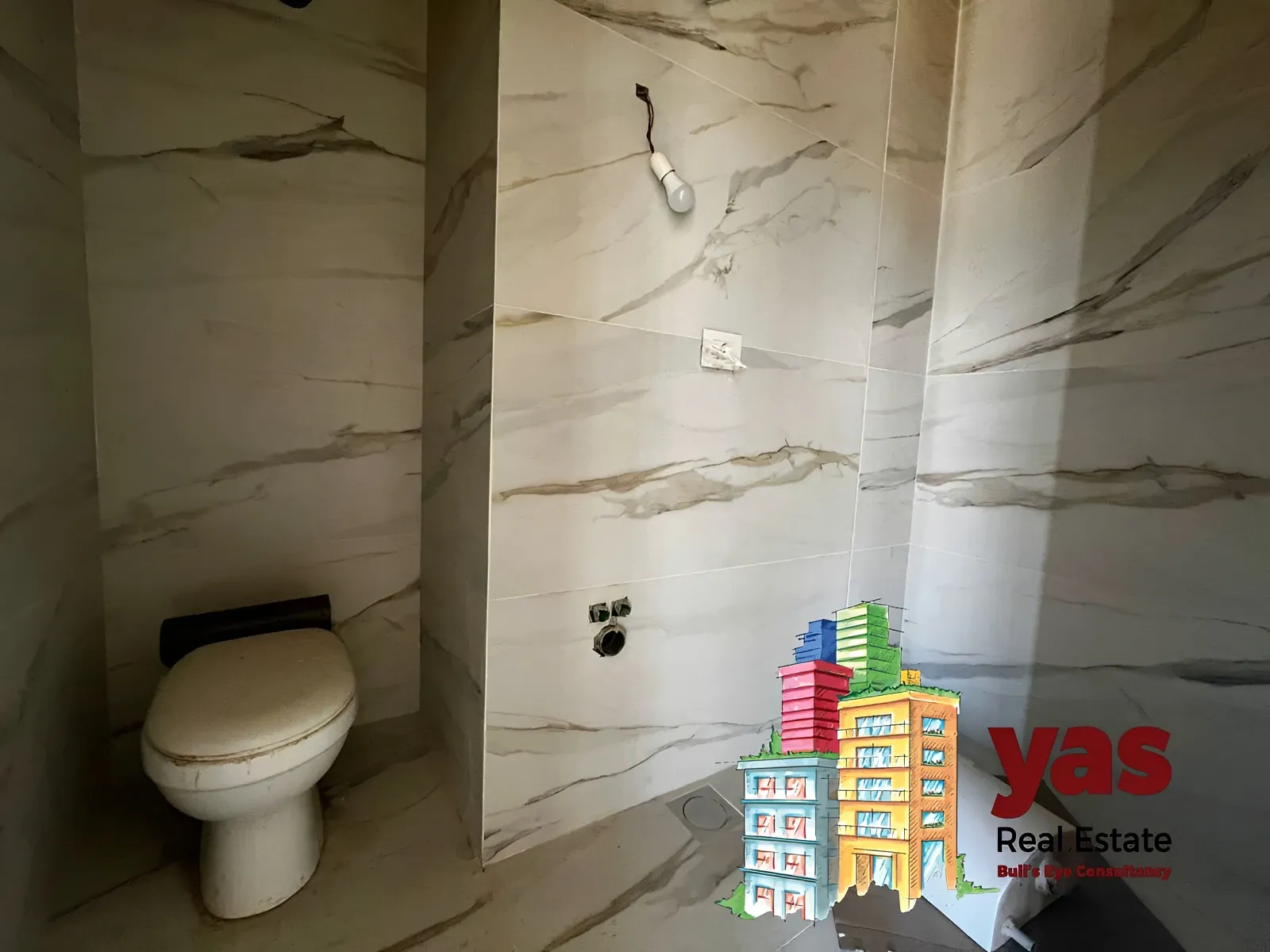 Apartment for Rent in Ballouneh - 3 bed, 3 bath