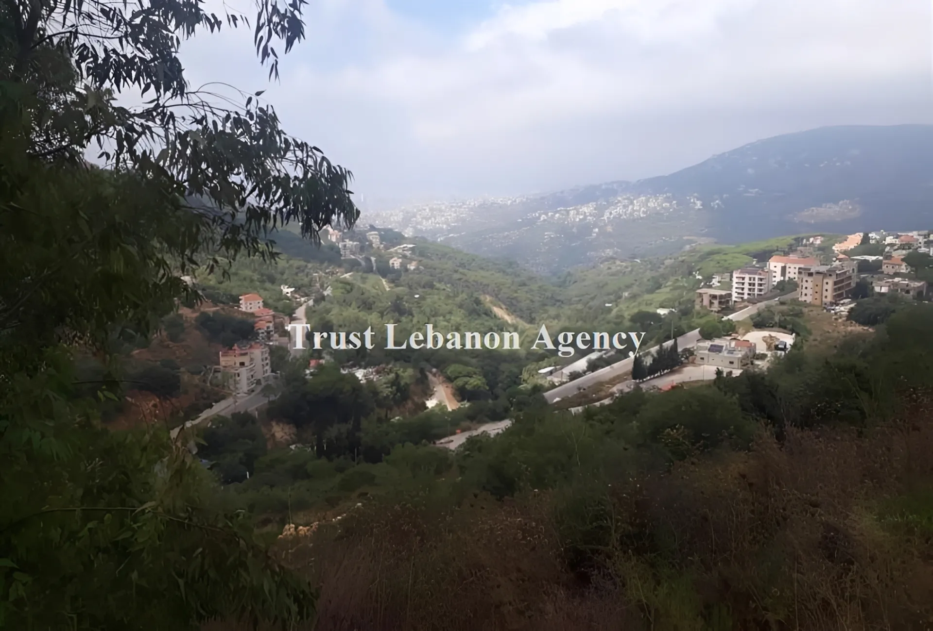 Land for Rent in Chouit