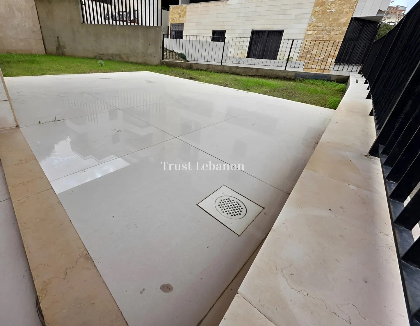 Apartment for sale in Beit Al Koukko, Lebanon - 3 bed, 4 bath