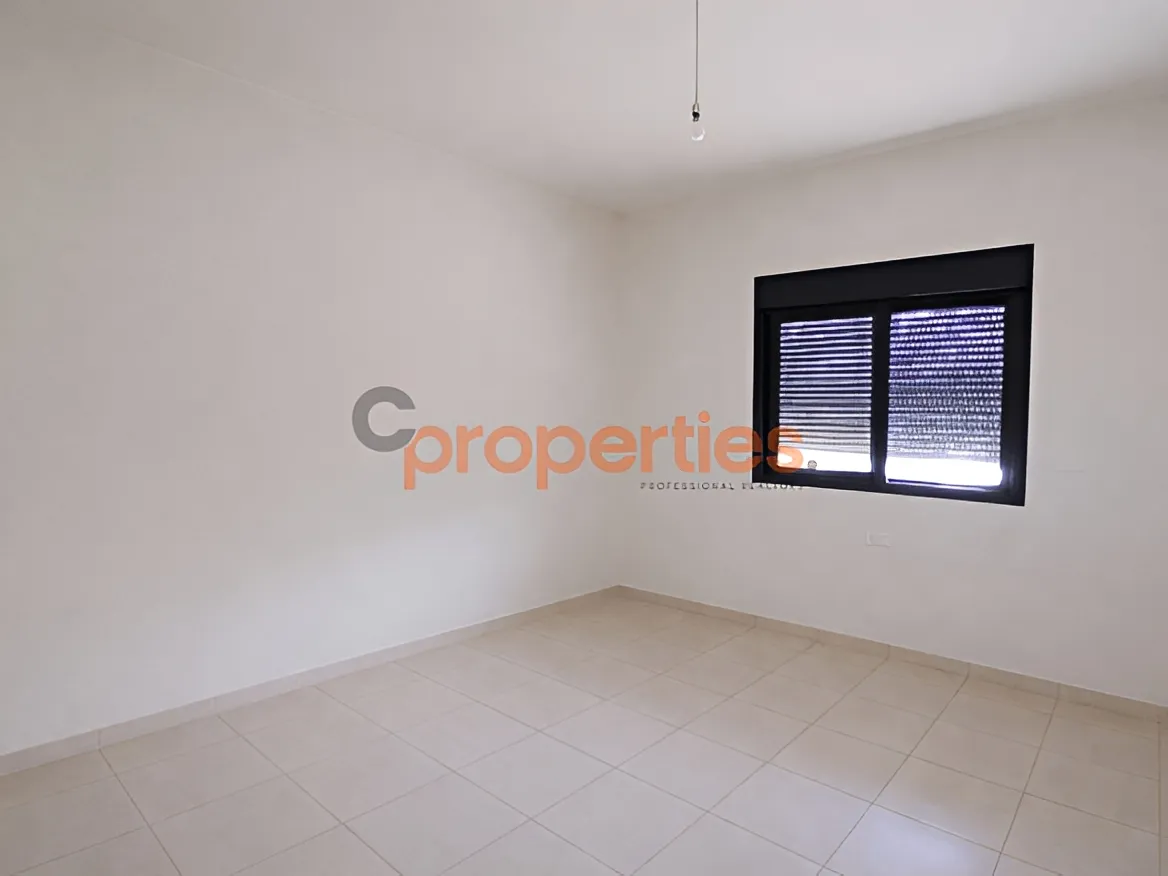Apartment for Sale in Safra
