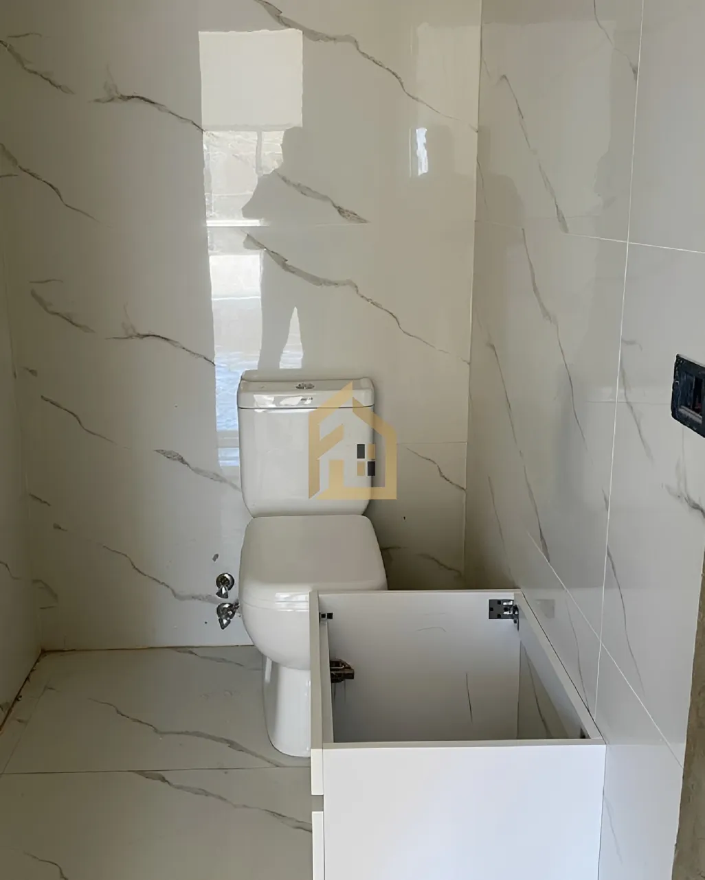 Apartment for sale in Ballouneh, Lebanon