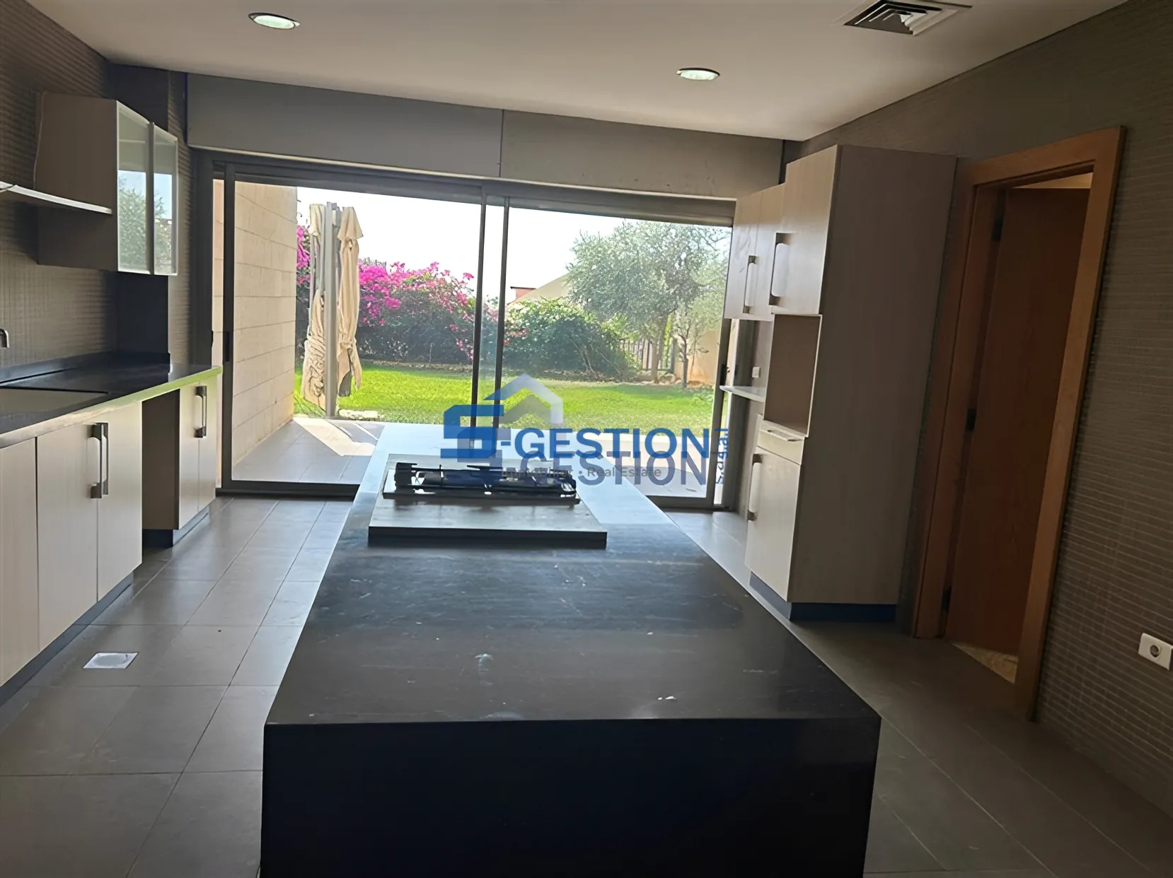 Apartment for Rent in Dik El Mehdi