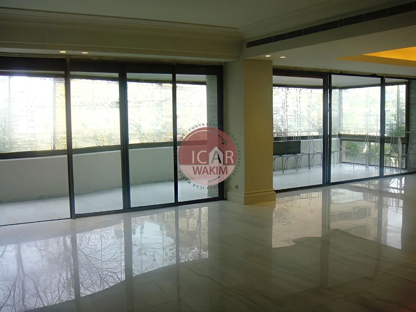 Apartment for rent in Achrafieh, Beirut, Lebanon - 4 bed, 4 bath