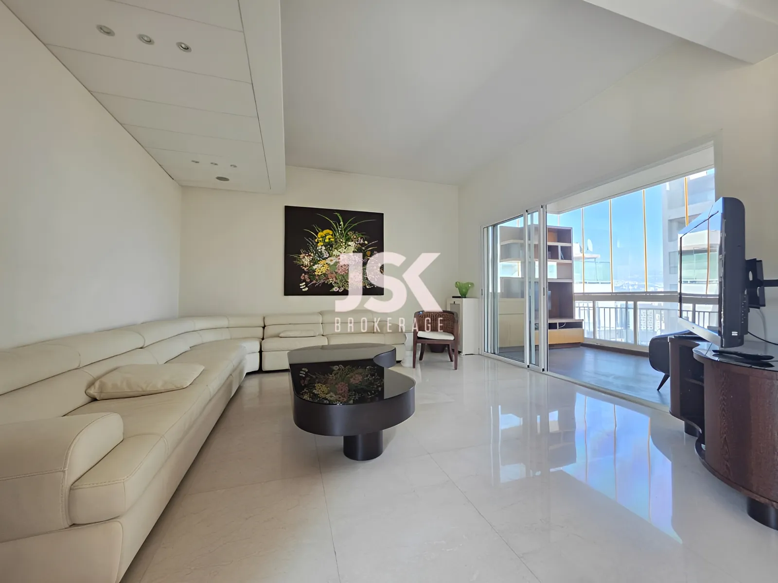 Apartment for Rent in Achrafieh