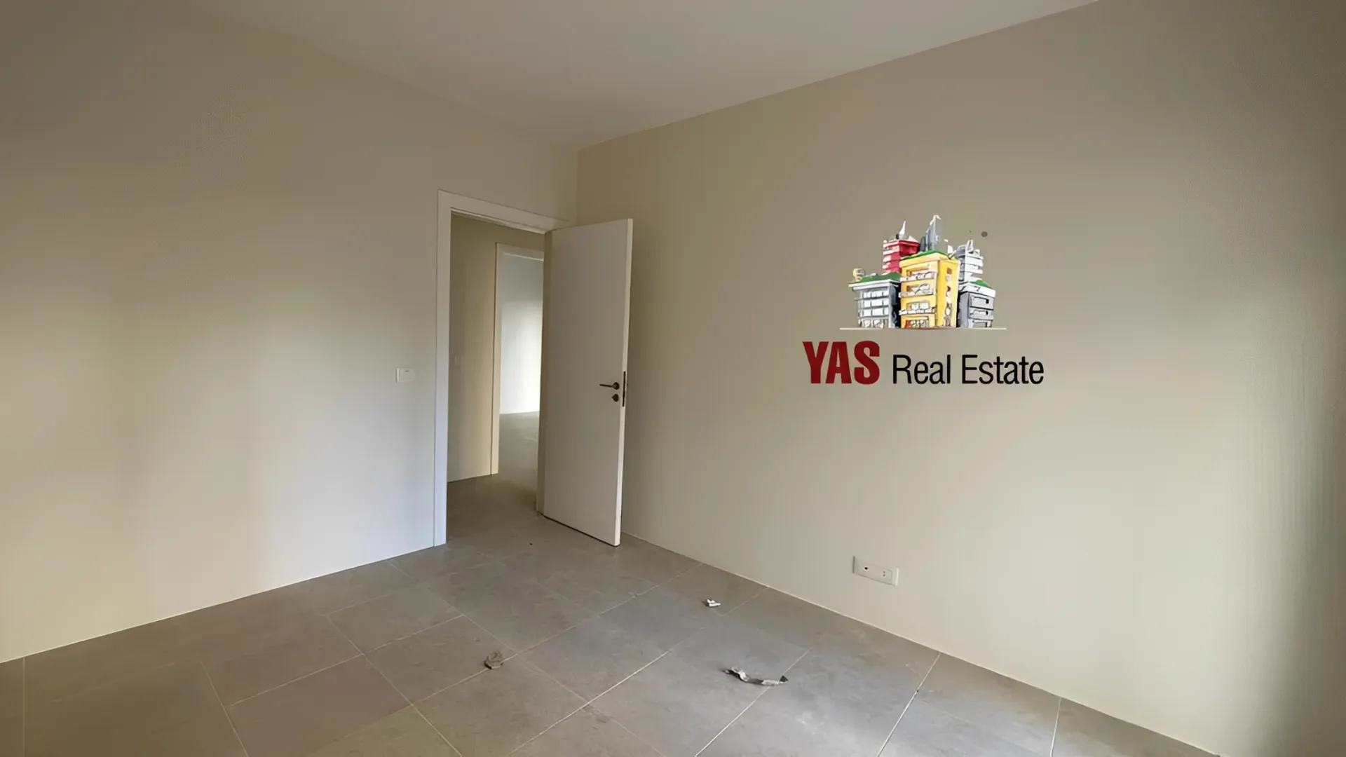 Apartment for Sale in Ballouneh - 3 bed, 3 bath
