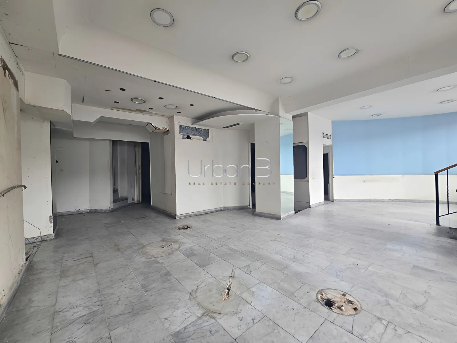 Shop for rent in Hamra, beirut, lebanon