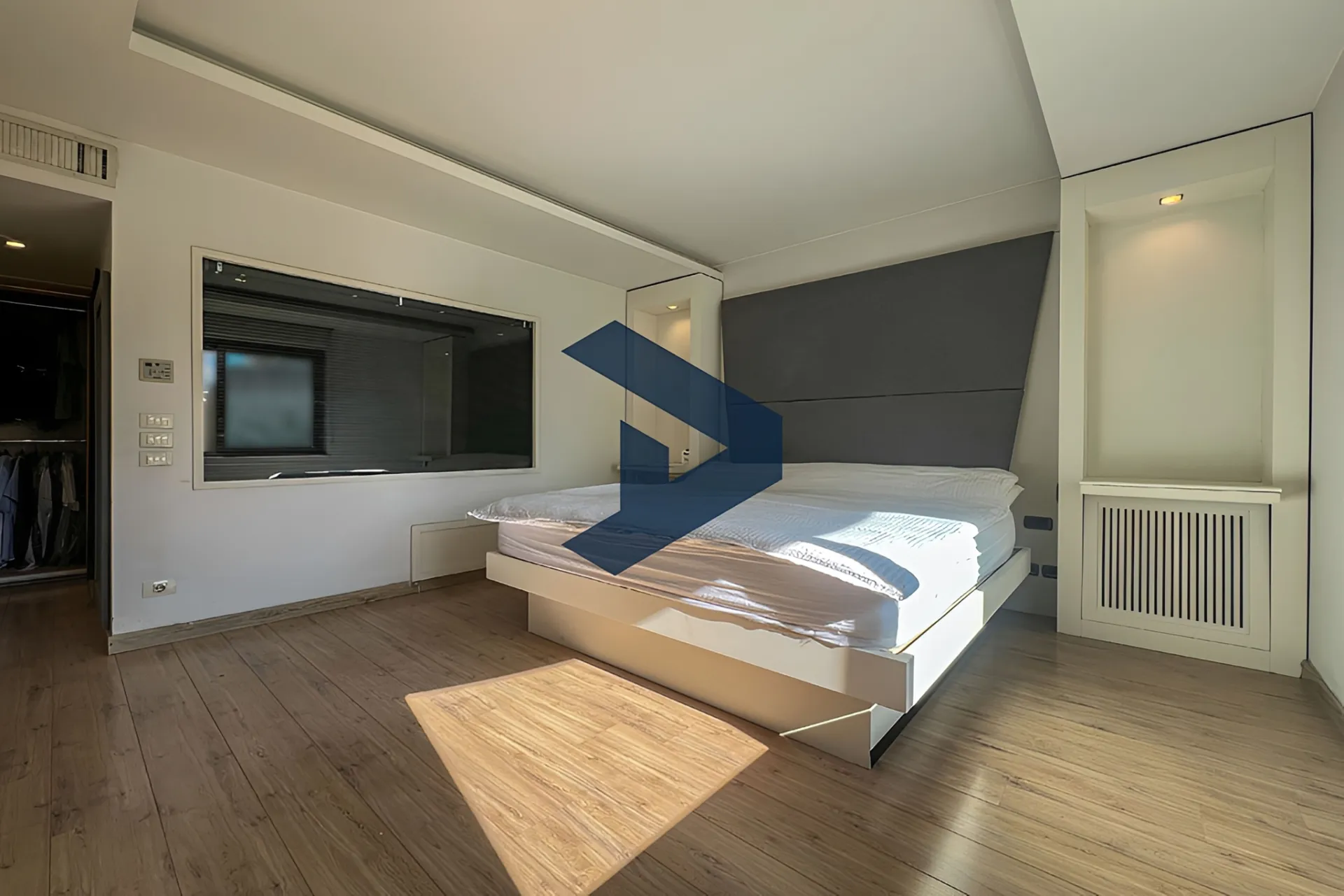 Apartment for rent in Sodeco, Beirut, Lebanon