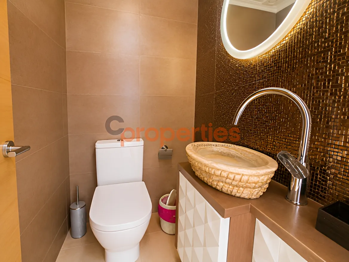 Apartment for Sale in Zalqa - 3 bed, 3 bath