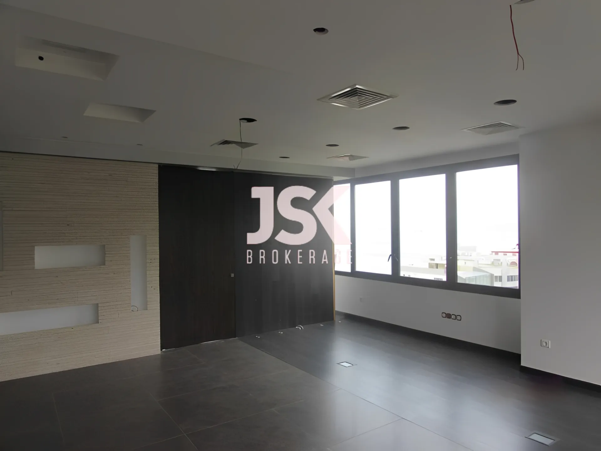 Office for sale in Zalqa