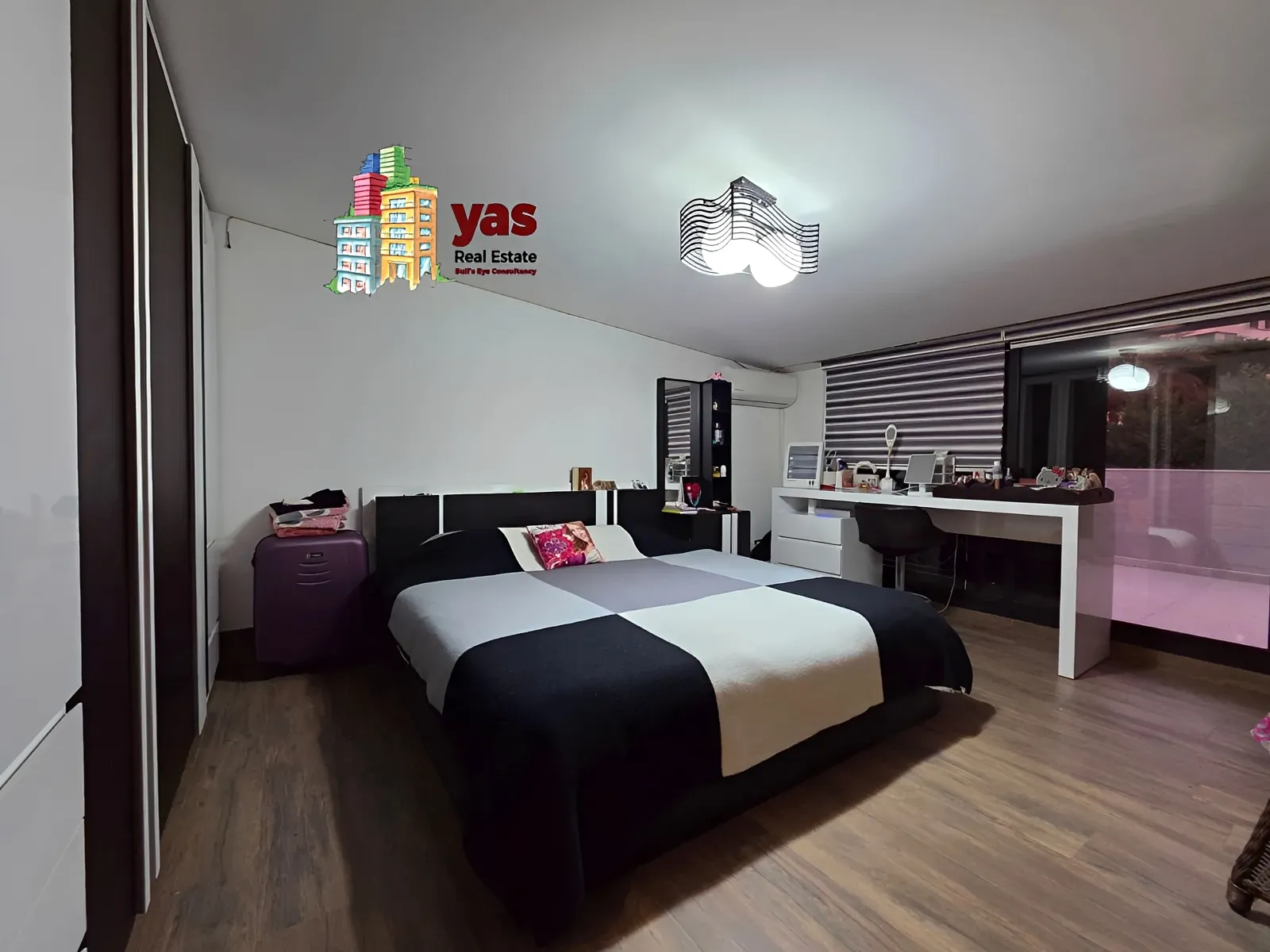 Apartment for Sale in Ballouneh