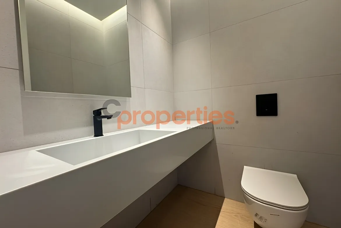 Office for Rent in Horch Tabet